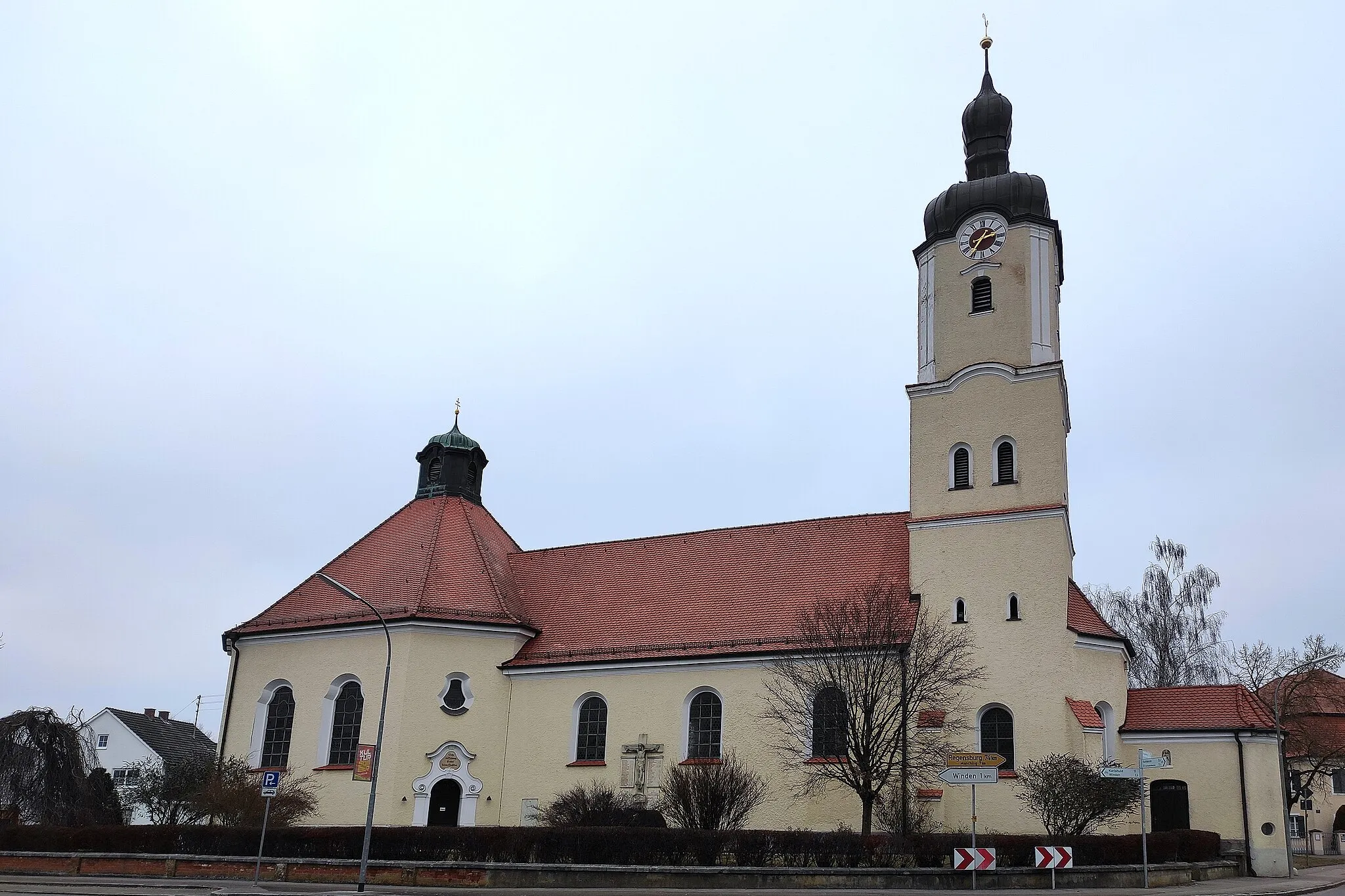 Photo showing: Die Katholische Pfarrei St. Blasius in Zuchering umfasst auch die Filialen Winden und Hagau; sie gehört zum Dekanat Pfaffenhofen im Bistum Augsburg.