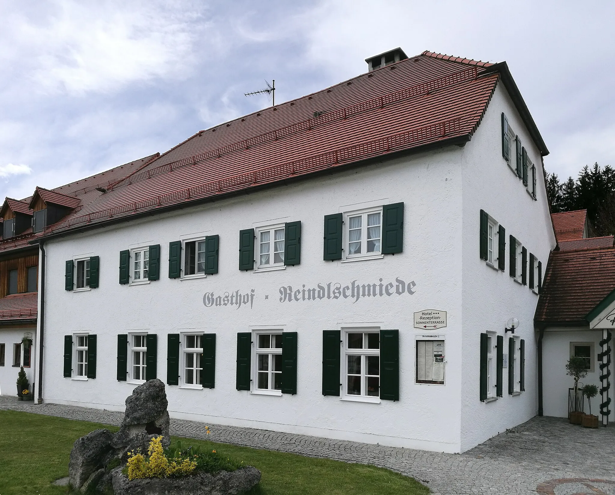 Photo showing: This is a picture of the Bavarian Baudenkmal (cultural heritage monument) with the ID