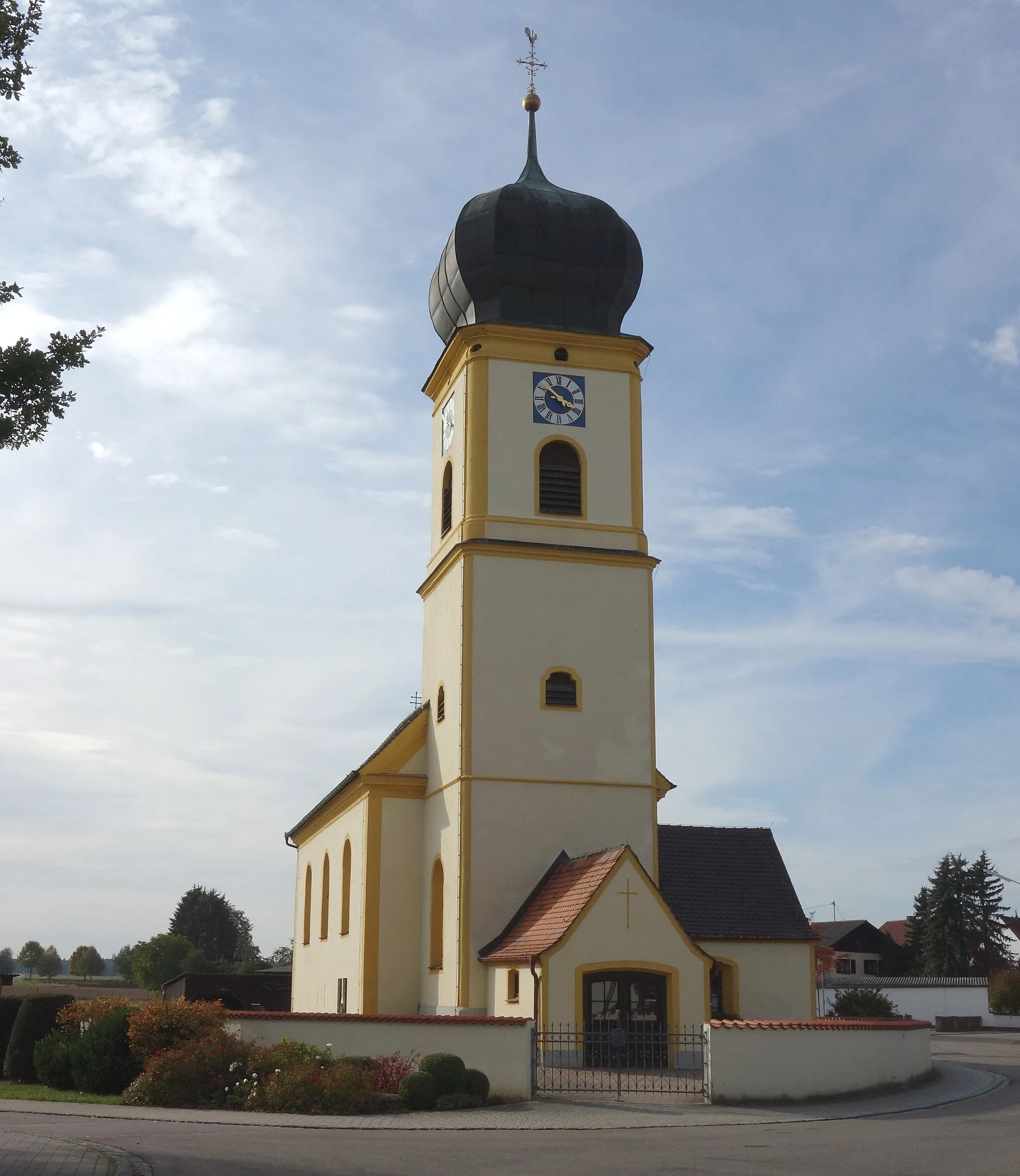 Photo showing: Die Pfarrkirche Mariä Heimsuchung in Appertshofen