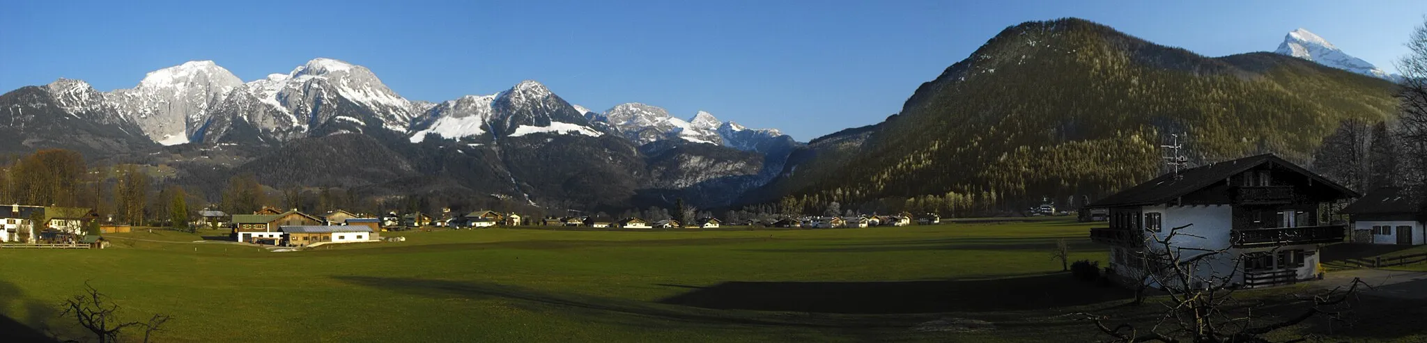 Photo showing: Plateau von Schönau mit den Bergen der Berchtesgadener Alpen