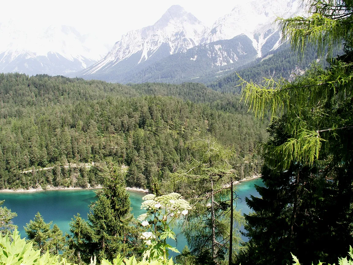 Photo showing: Blindsee,Zugspitze