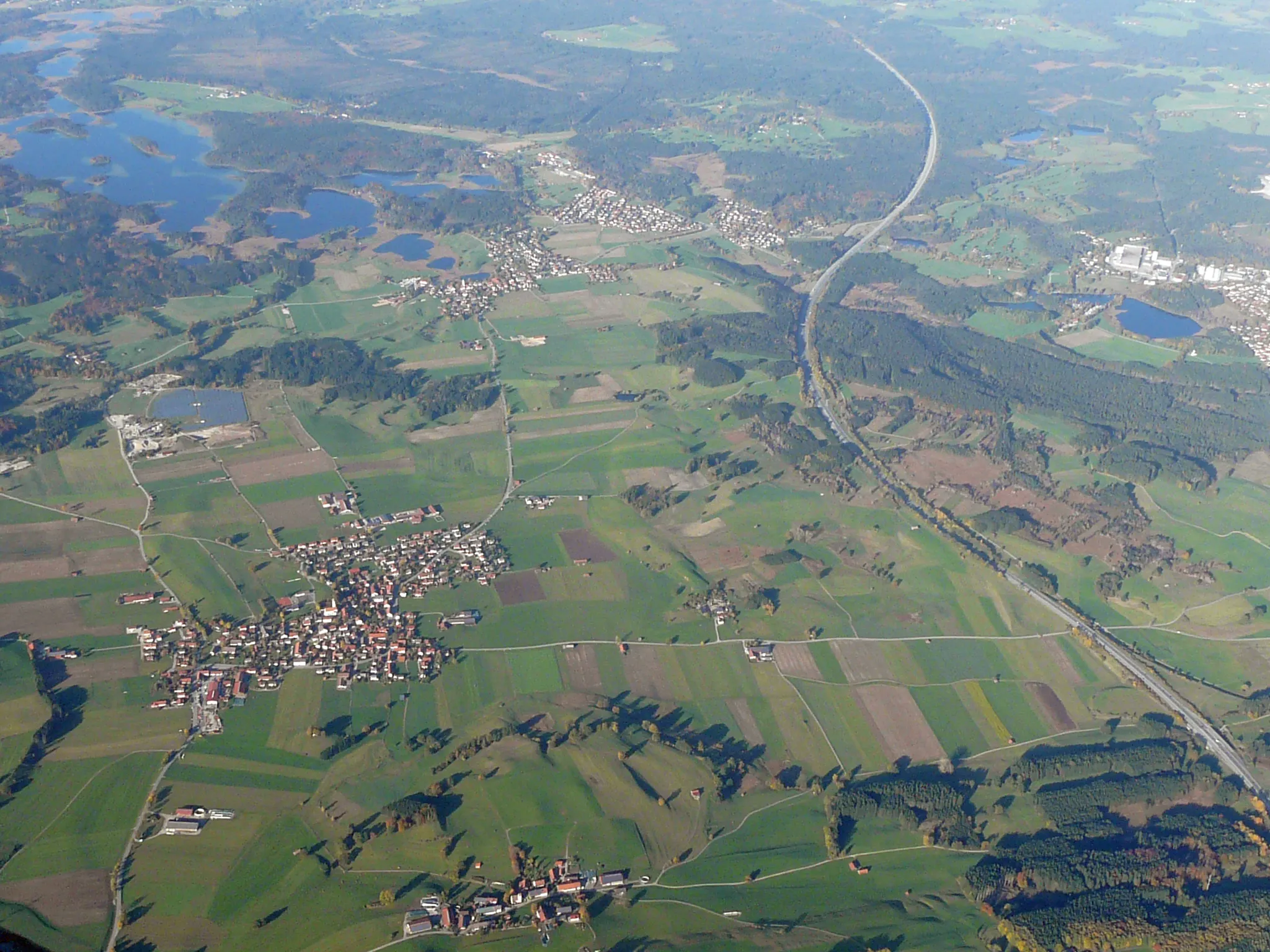 Photo showing: Antdorf und Iffeldorf von Süden