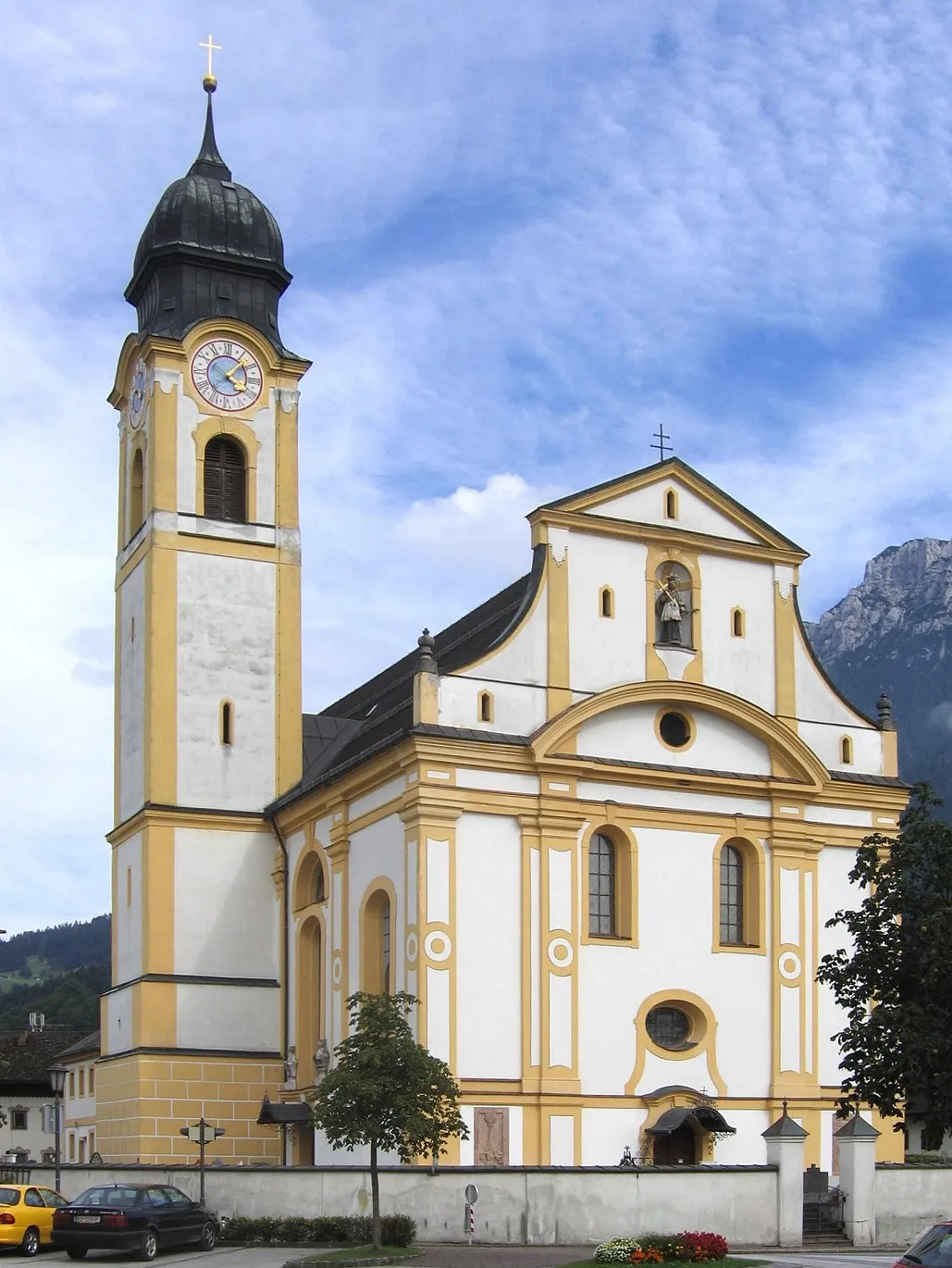 Photo showing: Ebbs, Parish Church of the Assumption. Exterior view from north west (Kirchenplatz).