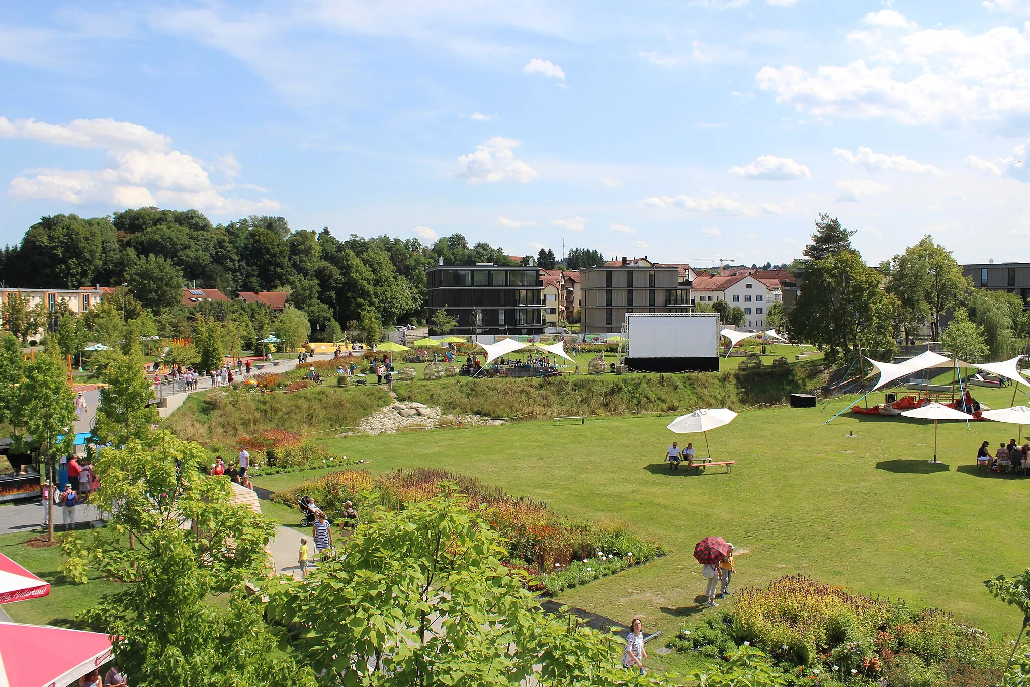 Photo showing: Der neue Bürgerpark während der Gartenschau