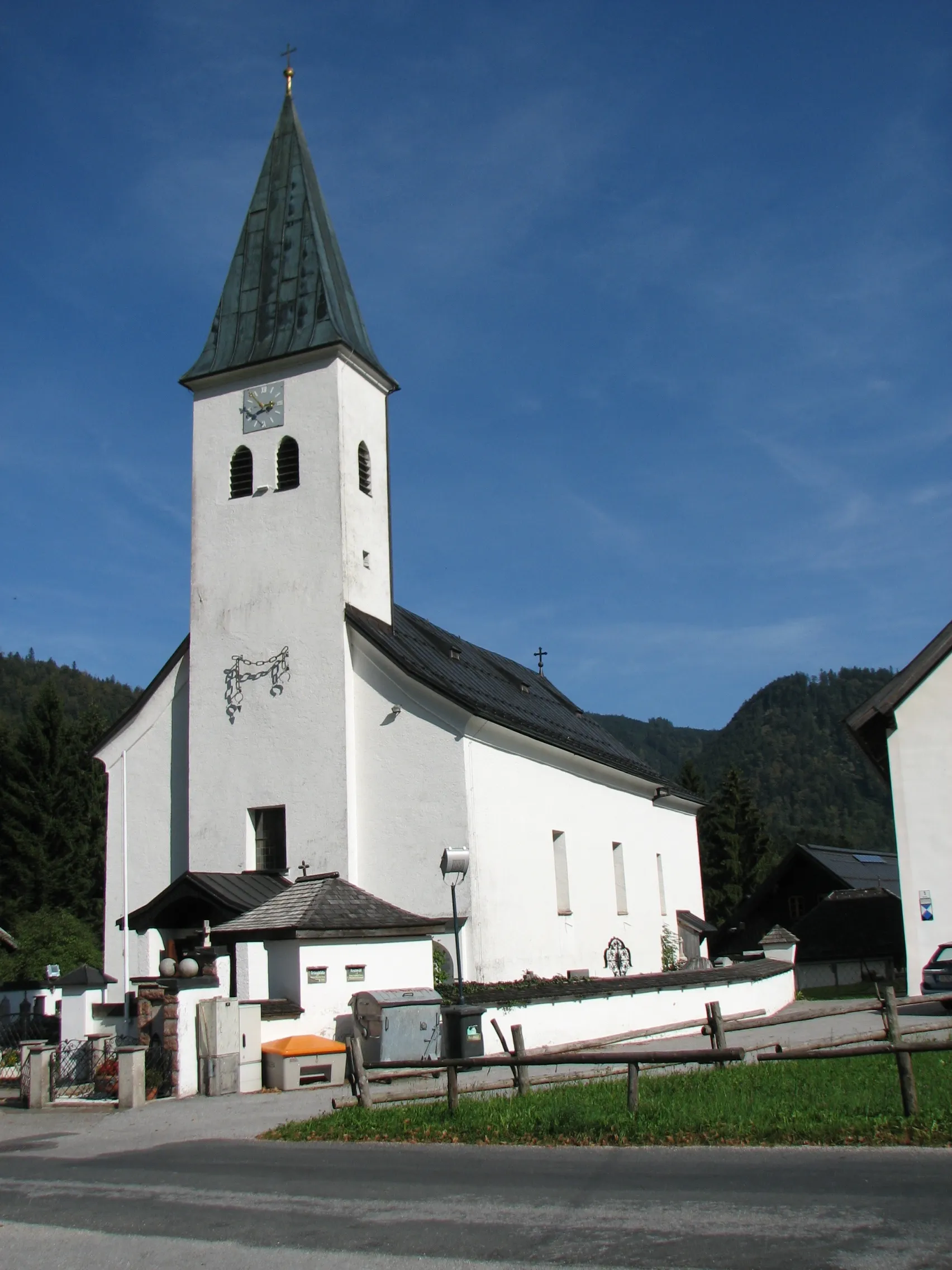 Photo showing: Kath. Pfarrkirche hll. Leonhard und Georg