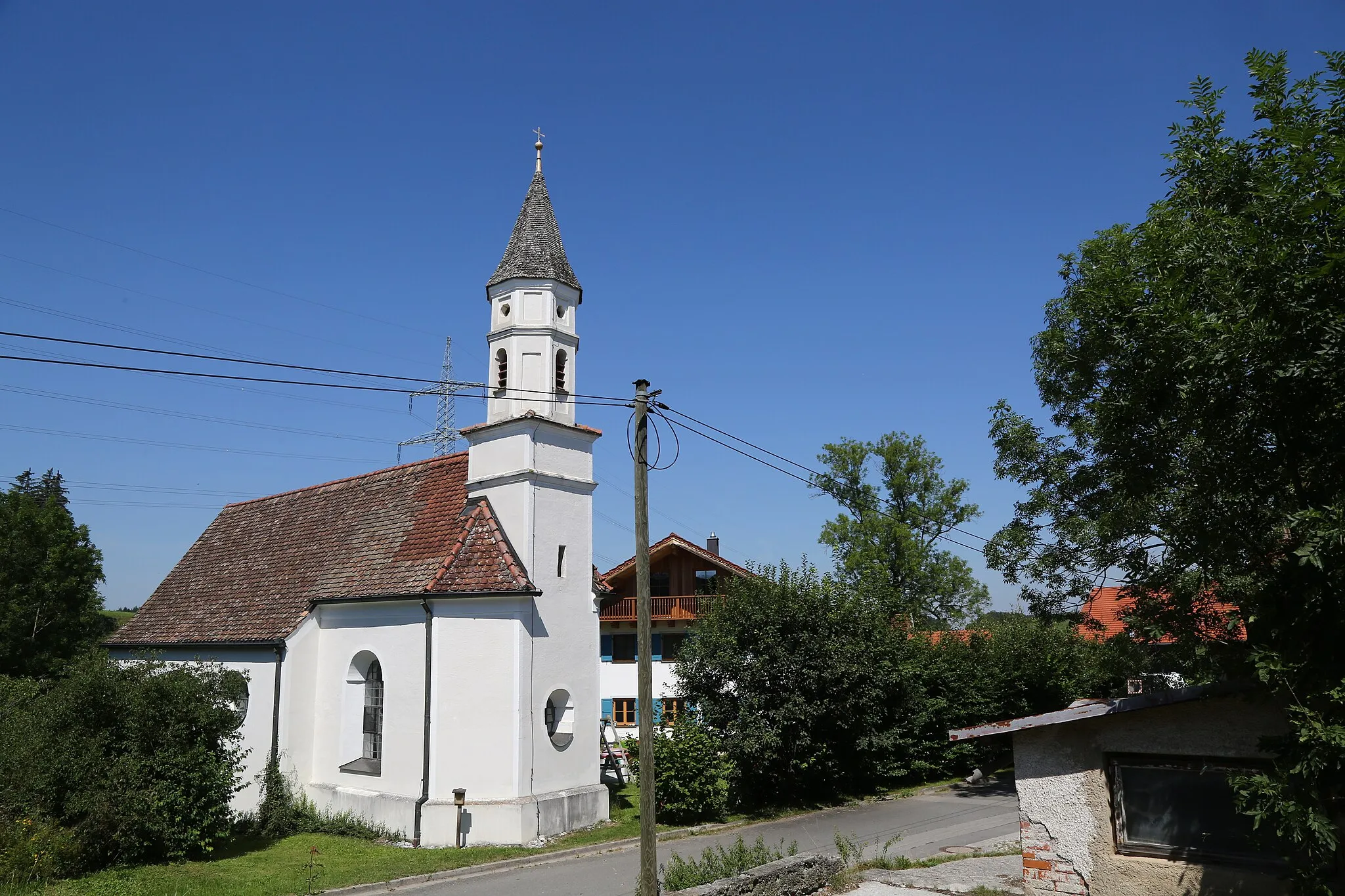 Photo showing: Arnried, Landkreis Weilheim-Schongau. Filialkirche St. Hilaria, St. Afra