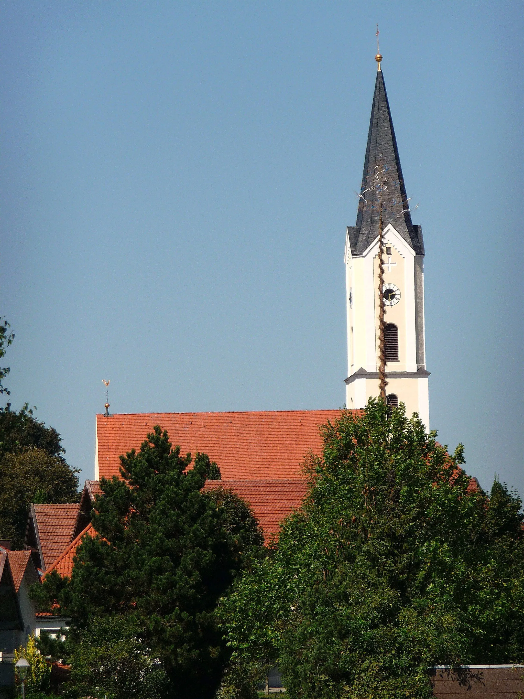 Photo showing: Die Pfarrkirche St. Nikolaus in Pleiskirchen