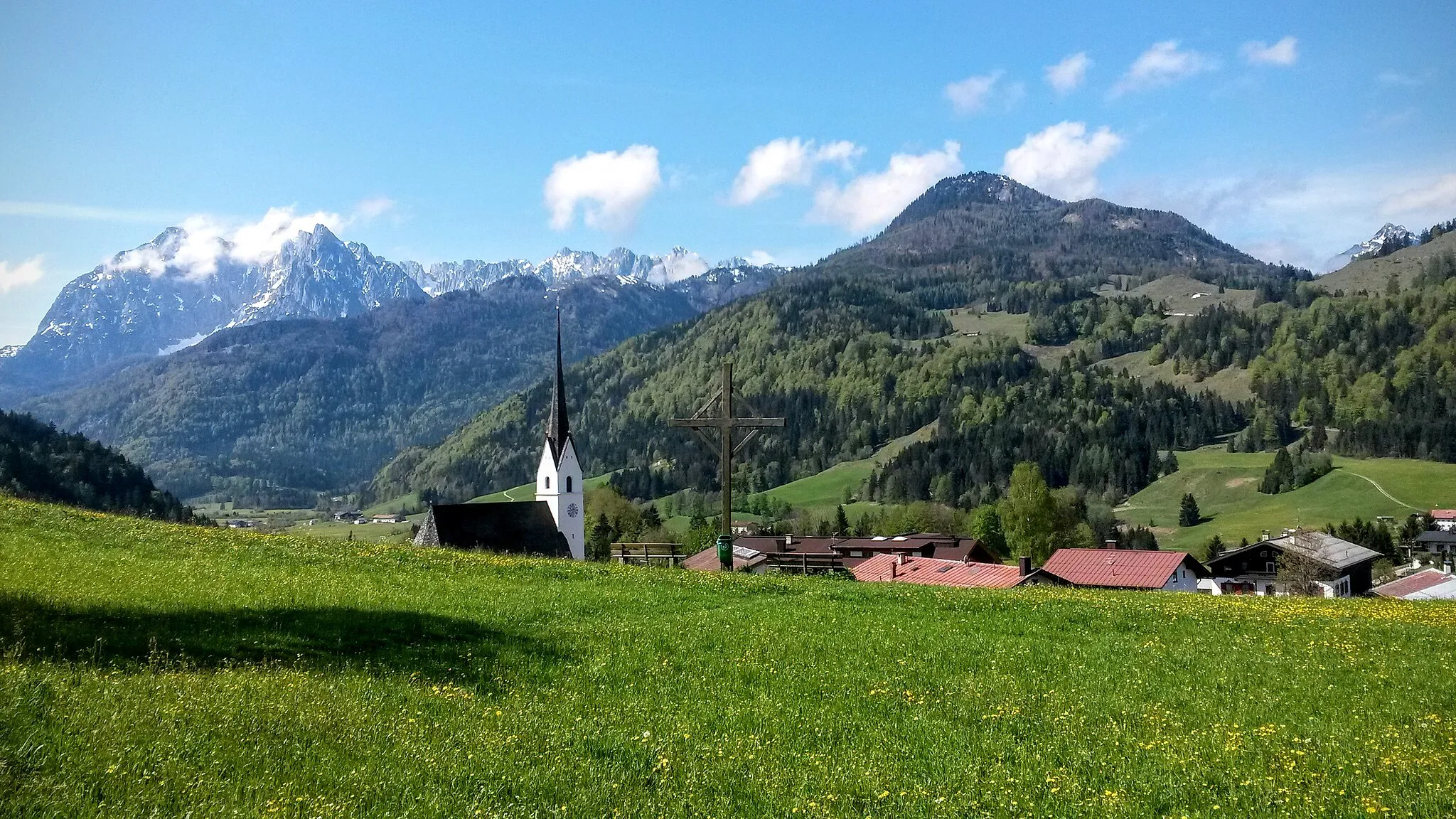 Photo showing: Schwendt - Blick zum Wilden Kaiser