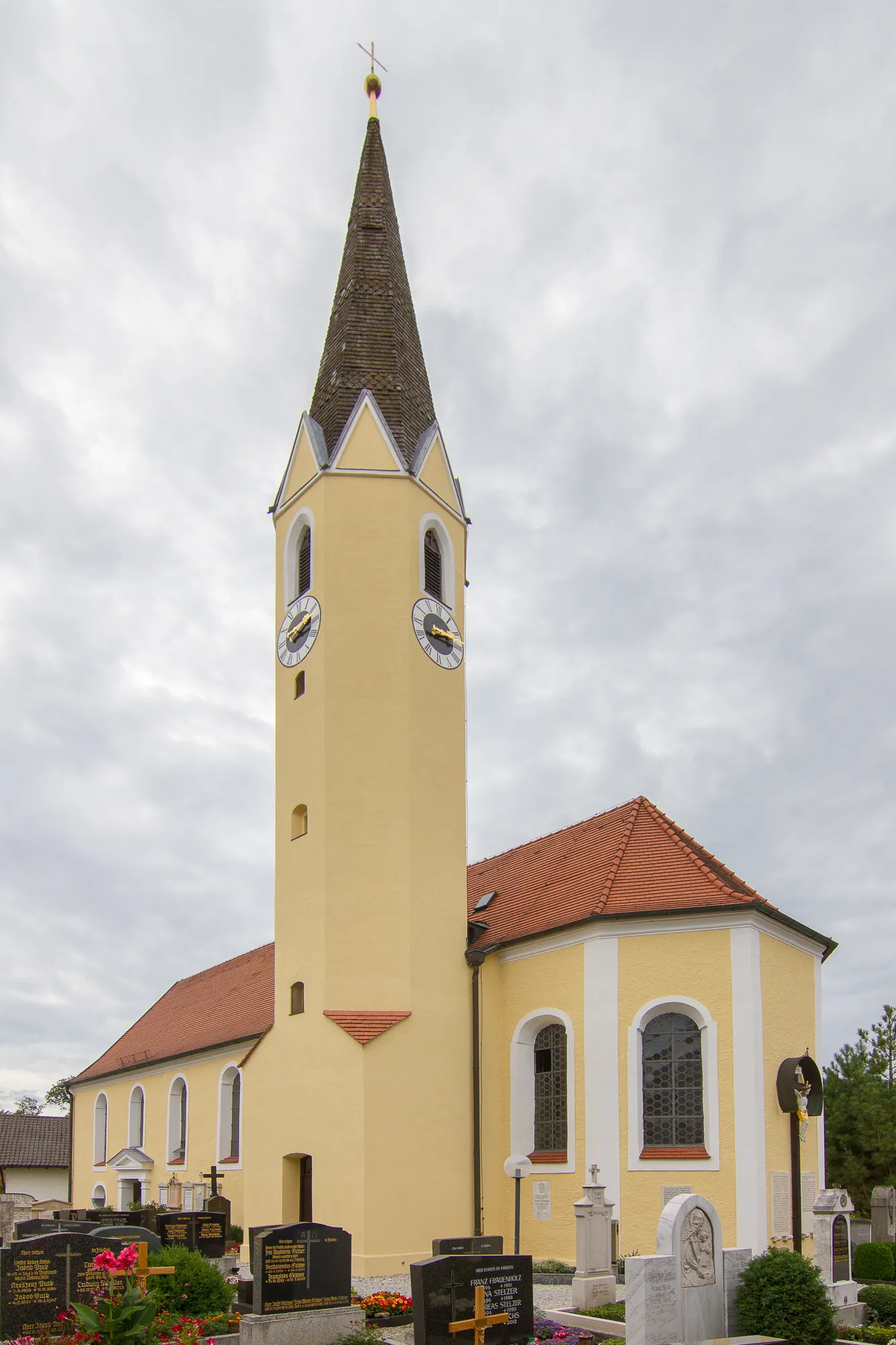 Photo showing: Katholische Pfarrkirche St. Stephan erbaut 2. Hälfte 17. Jahrhundert; mit Ausstattung.