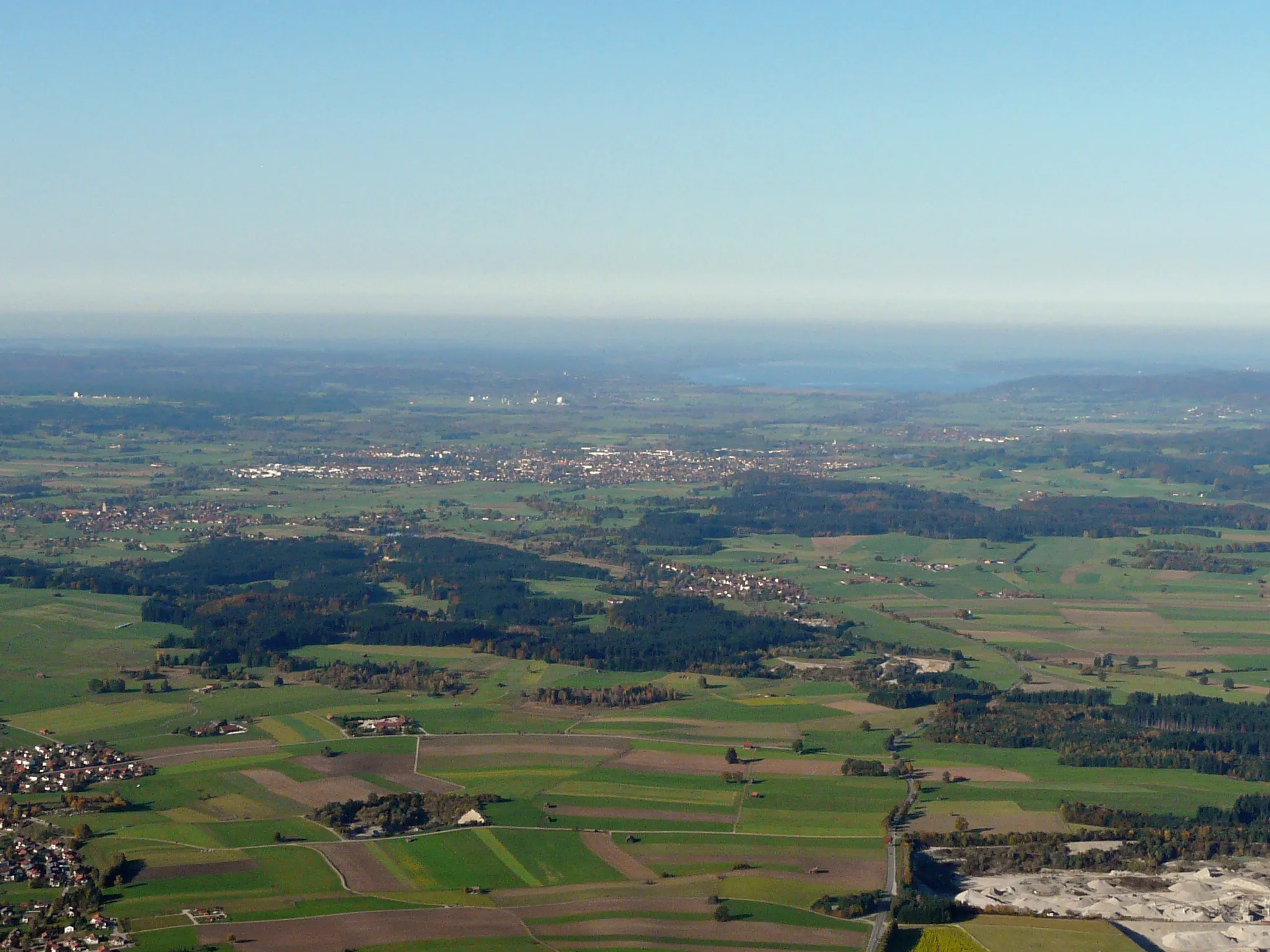 Photo showing: Weilheim i. Obb. von Süden mit Ammersee