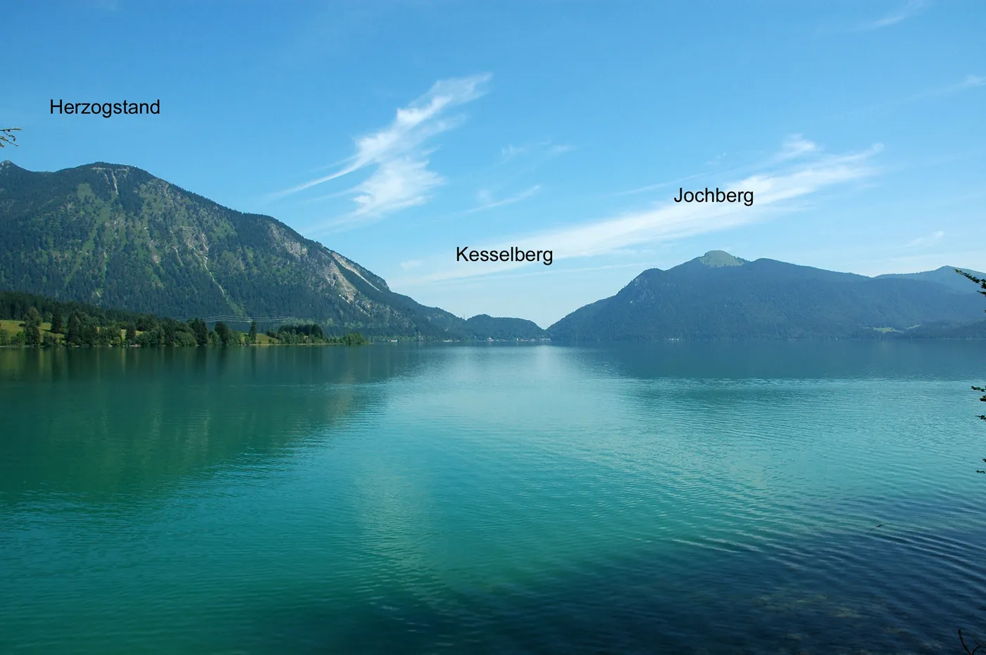 Photo showing: View on the mountains near Lake Walchensee