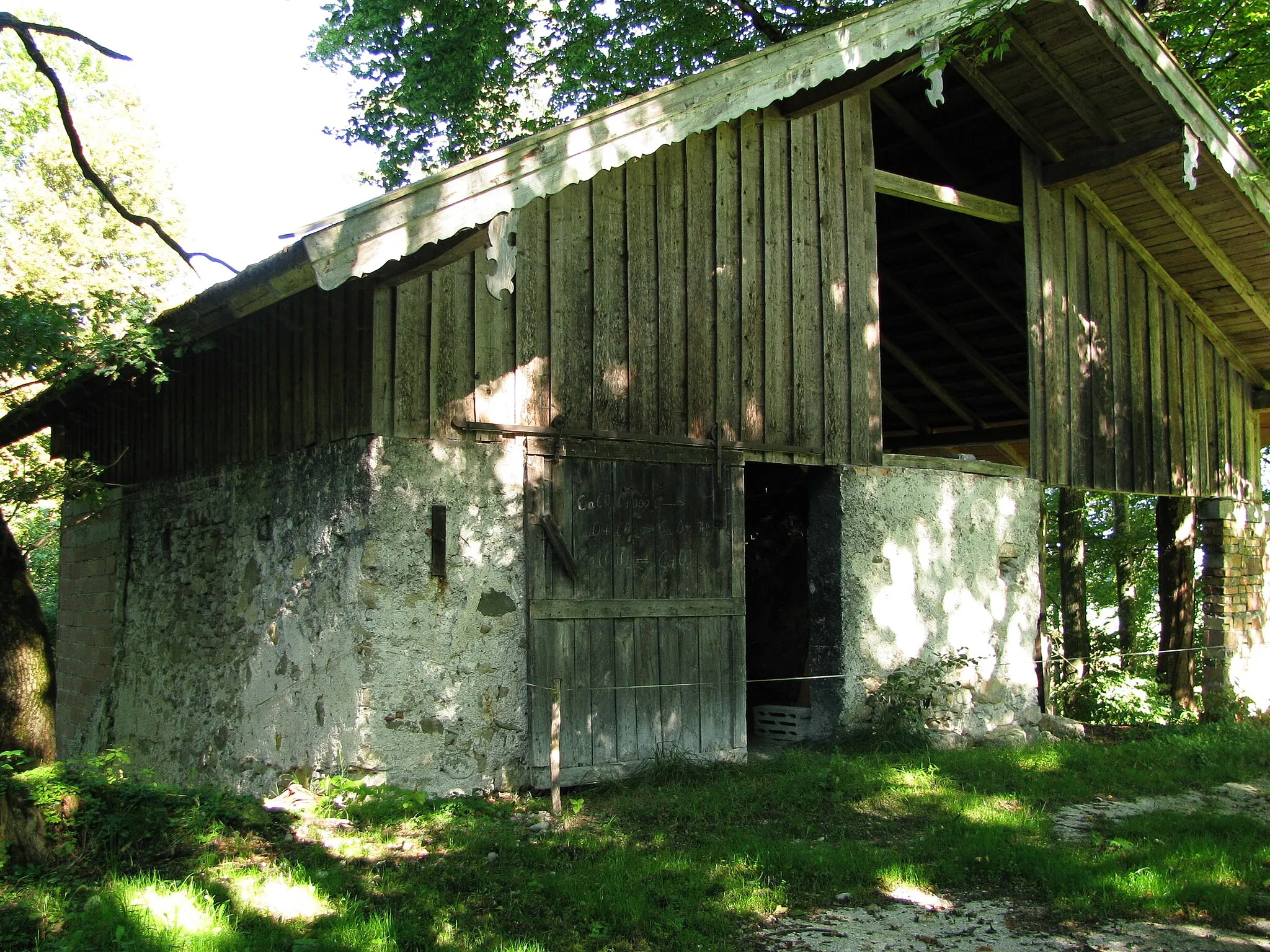 Photo showing: Kalkofen, Gebäudesüdseite