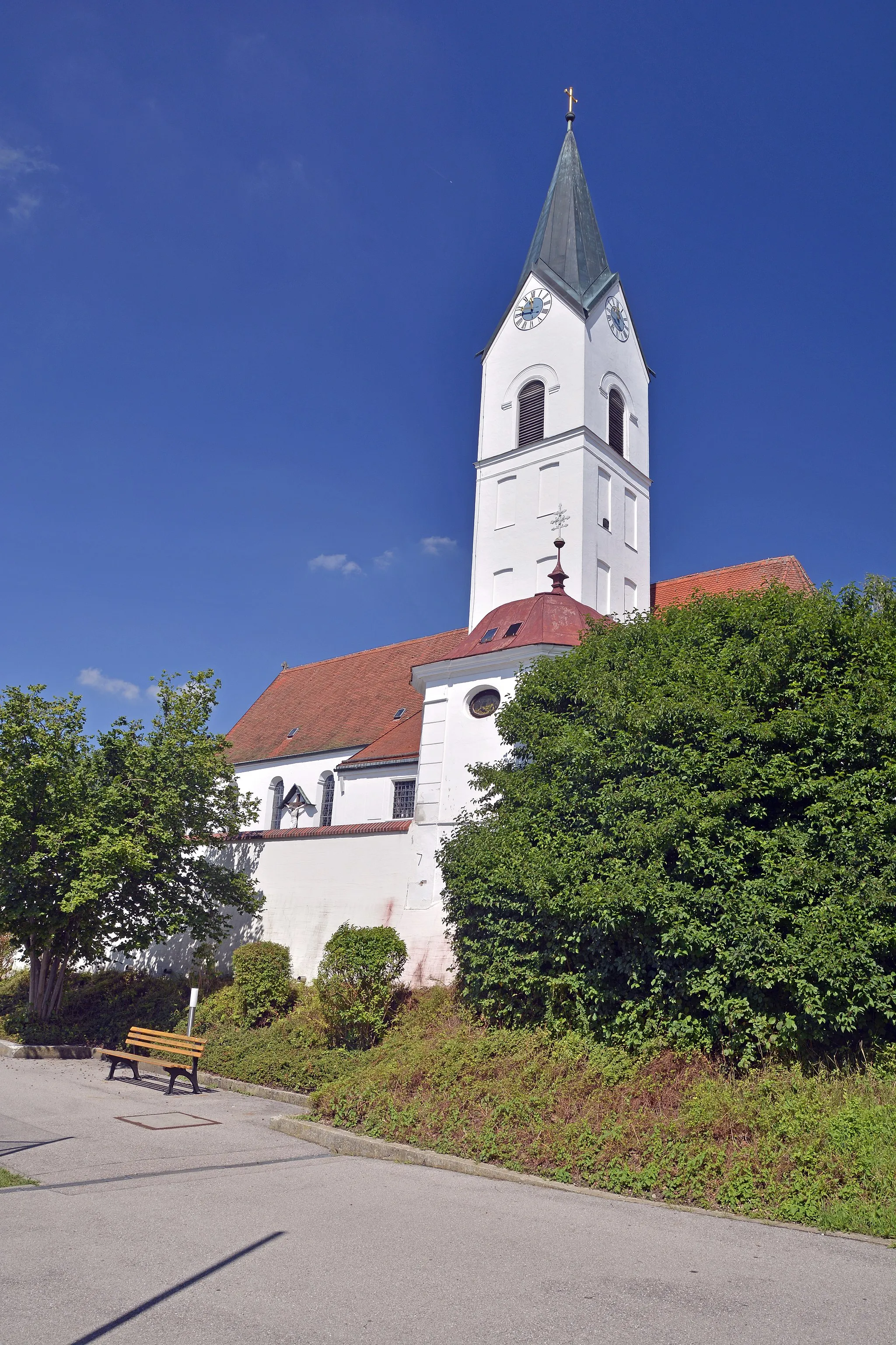 Photo showing: Pfarrkirche St. Martin in Weichs