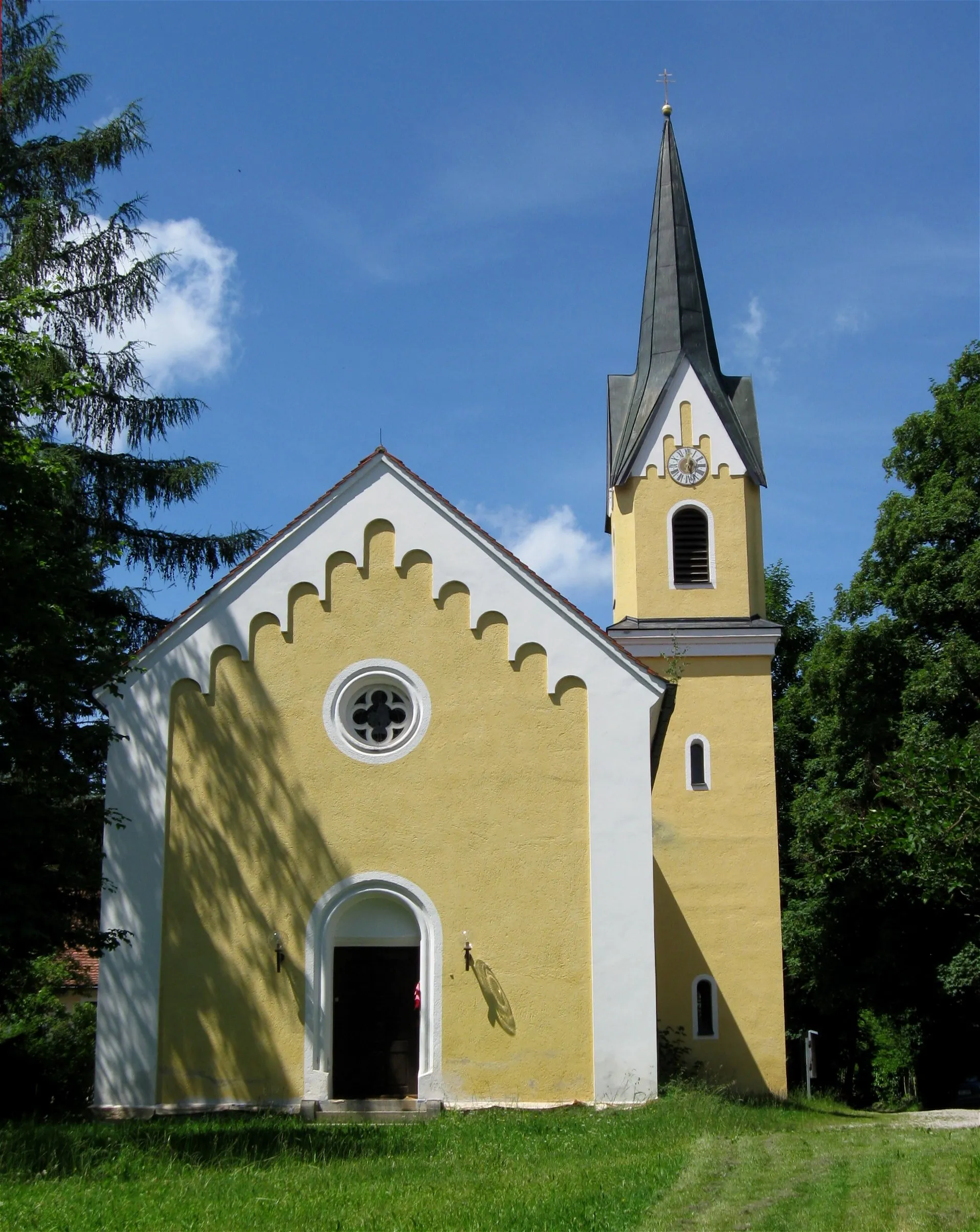 Photo showing: Nantesbuch 3; Kuratiekirche Maria Himmelfahrt; Neubau 1840; mit Ausstattung.
