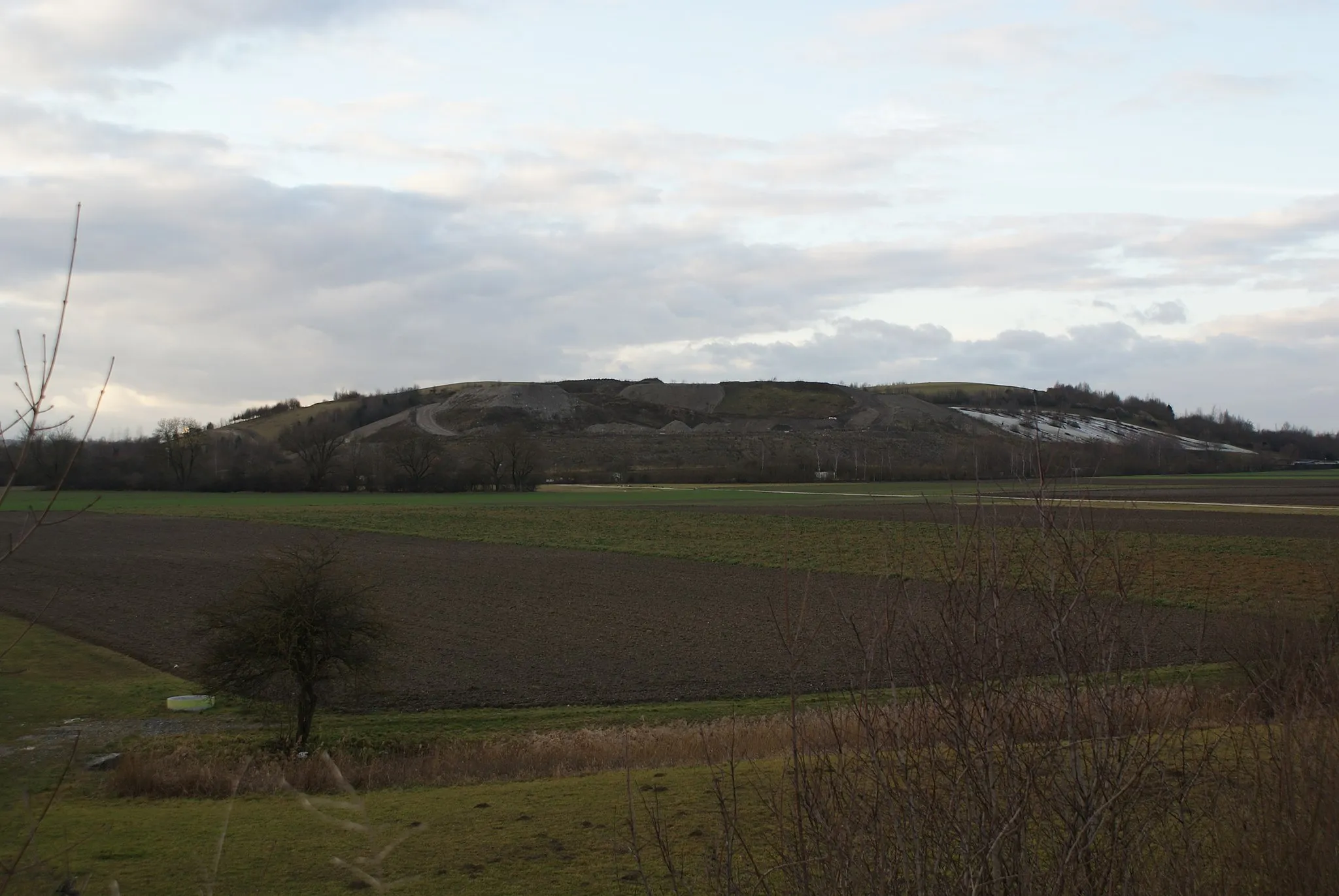 Photo showing: Augsburger Müllberg nah