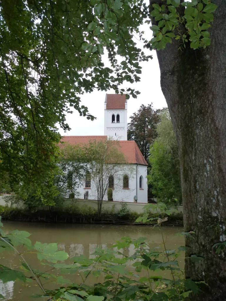 Photo showing: Fürstenfeldbruck, OT Pfaffing, Pfaffing 4. Katholische Filialkirche St. Stephan, Ansicht von Süden.