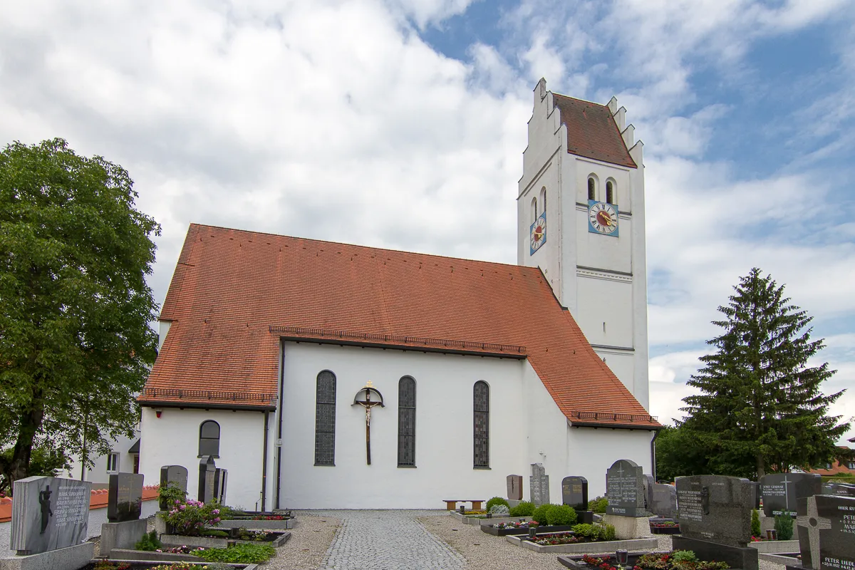 Photo showing: This is a photograph of an architectural monument. It is on the list of cultural monuments of Bayern, no. D-1-86-143-72.