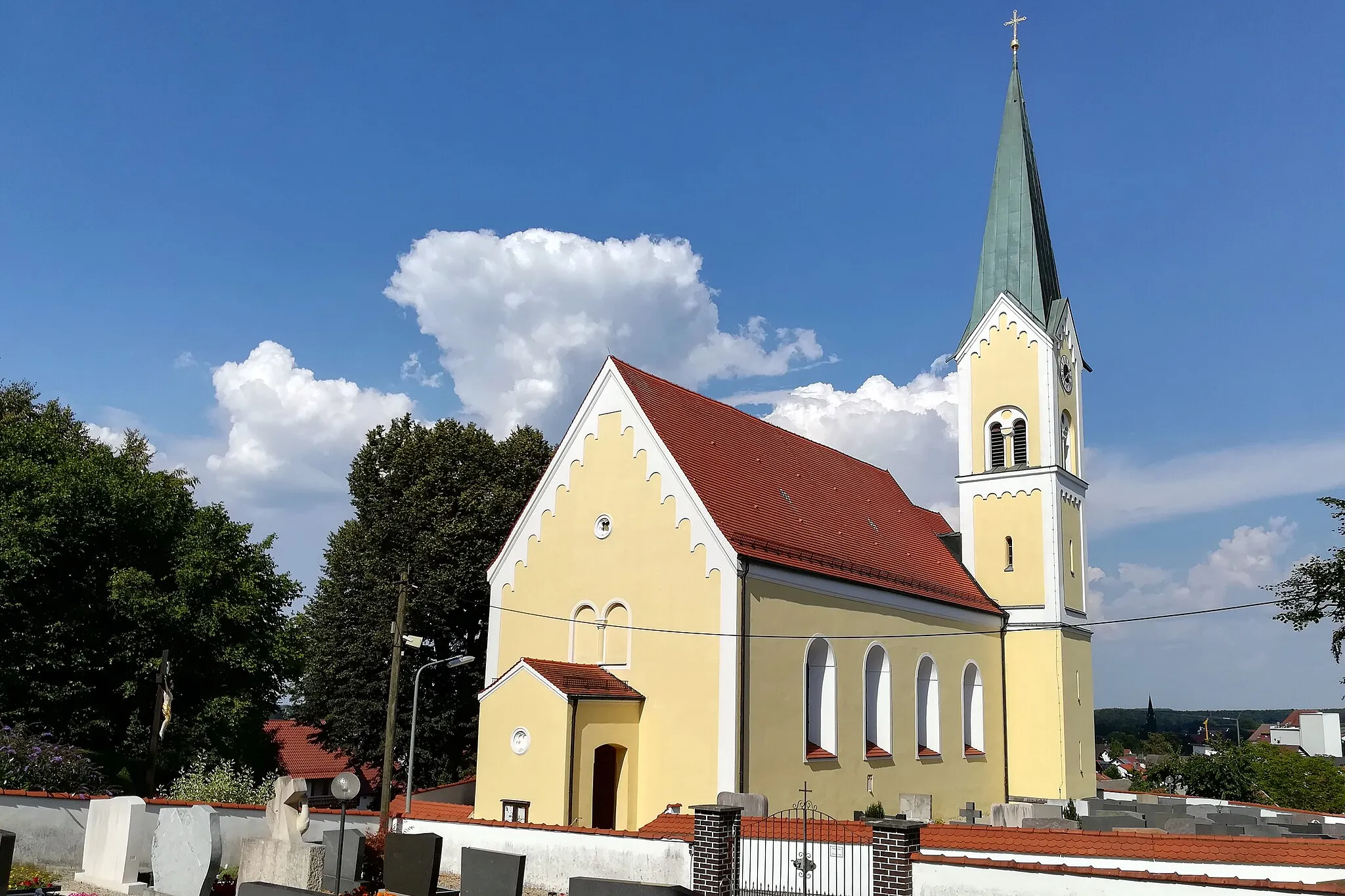 Photo showing: Katholische Pfarrkirche St. Martin in Fahlenbach.