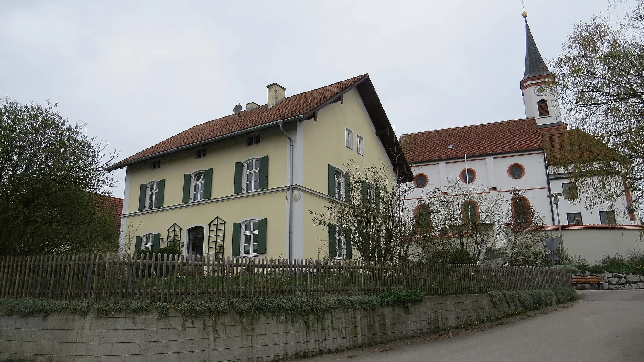 Photo showing: Pfarrhof in Ludenhausen, Reichling