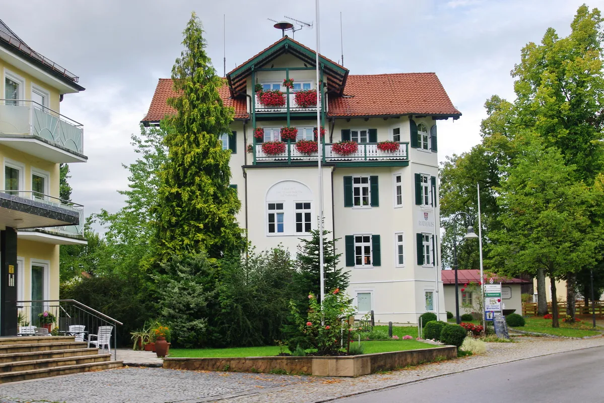 Photo showing: Rathaus Bad Heilbrunn