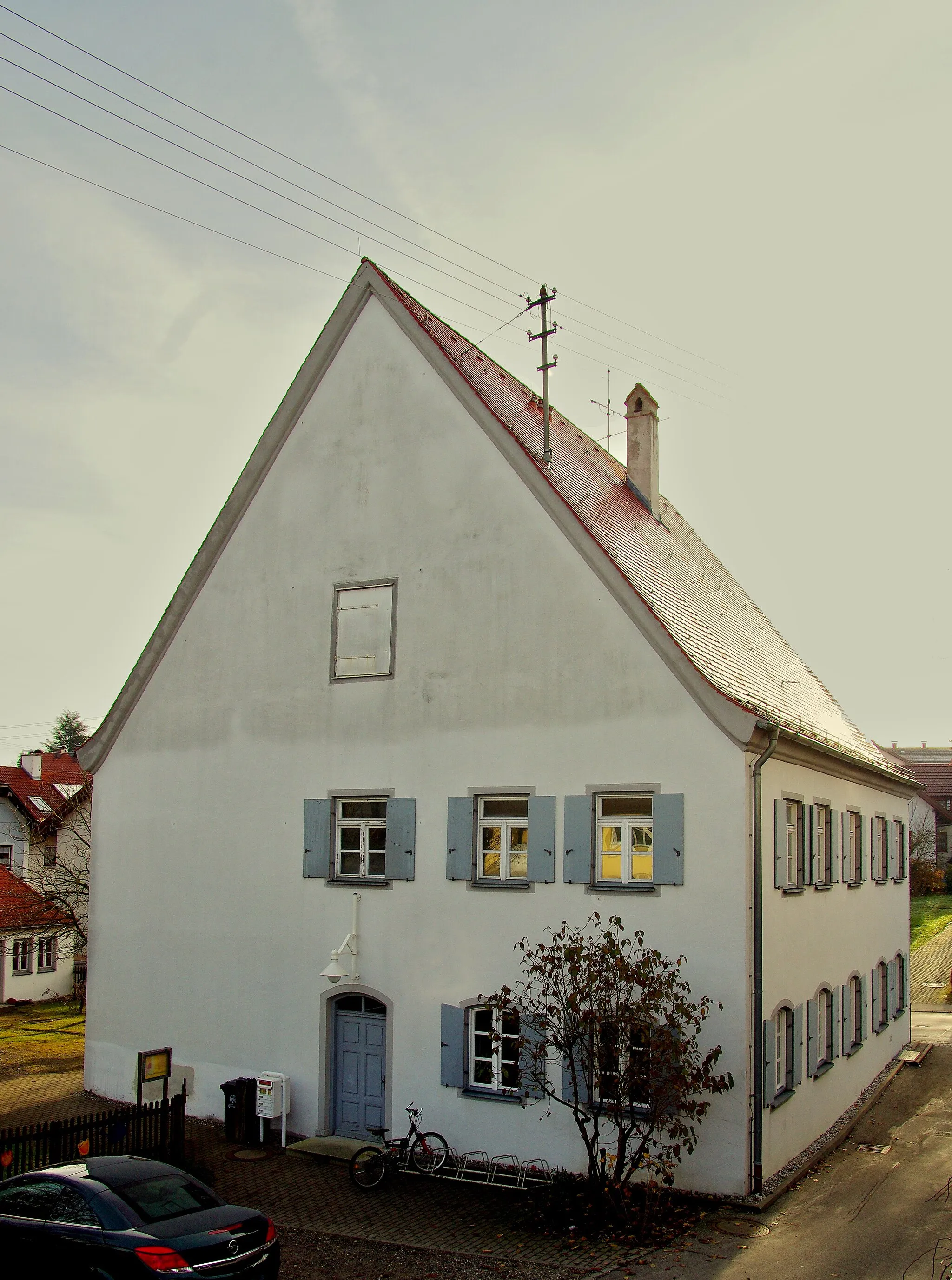 Photo showing: Das  unter Denkmalschutz stehende ehemalige Pfarrhaus  in Dorschhausen