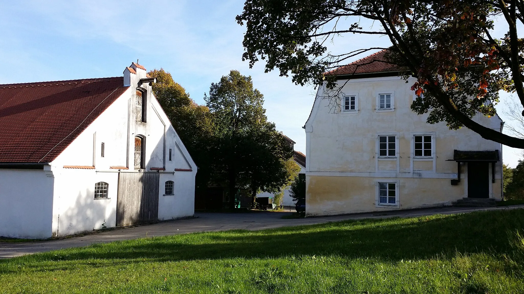 Photo showing: Wohngebäude der ehemaligen Schwaige