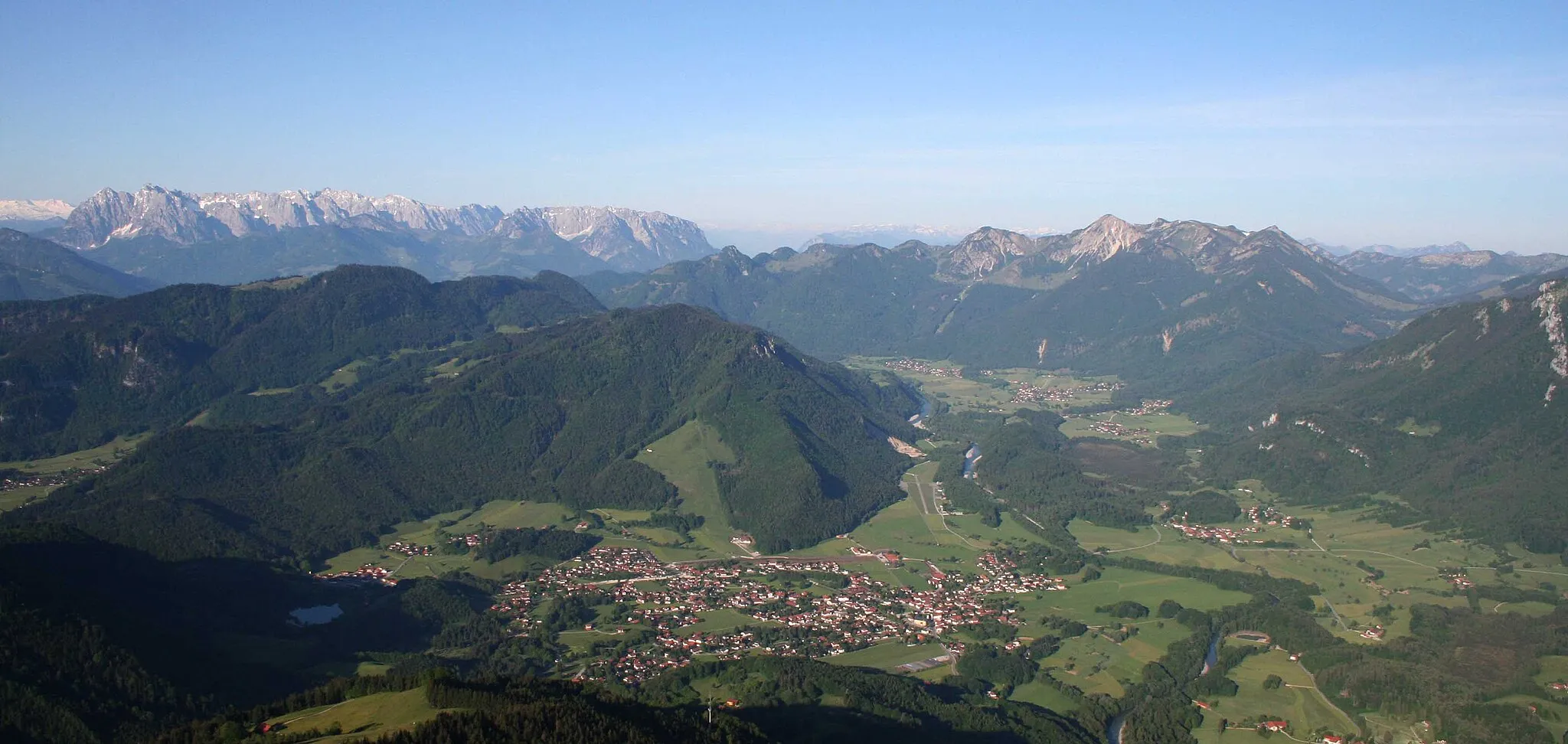 Photo showing: Unterwössen vom Hochgern