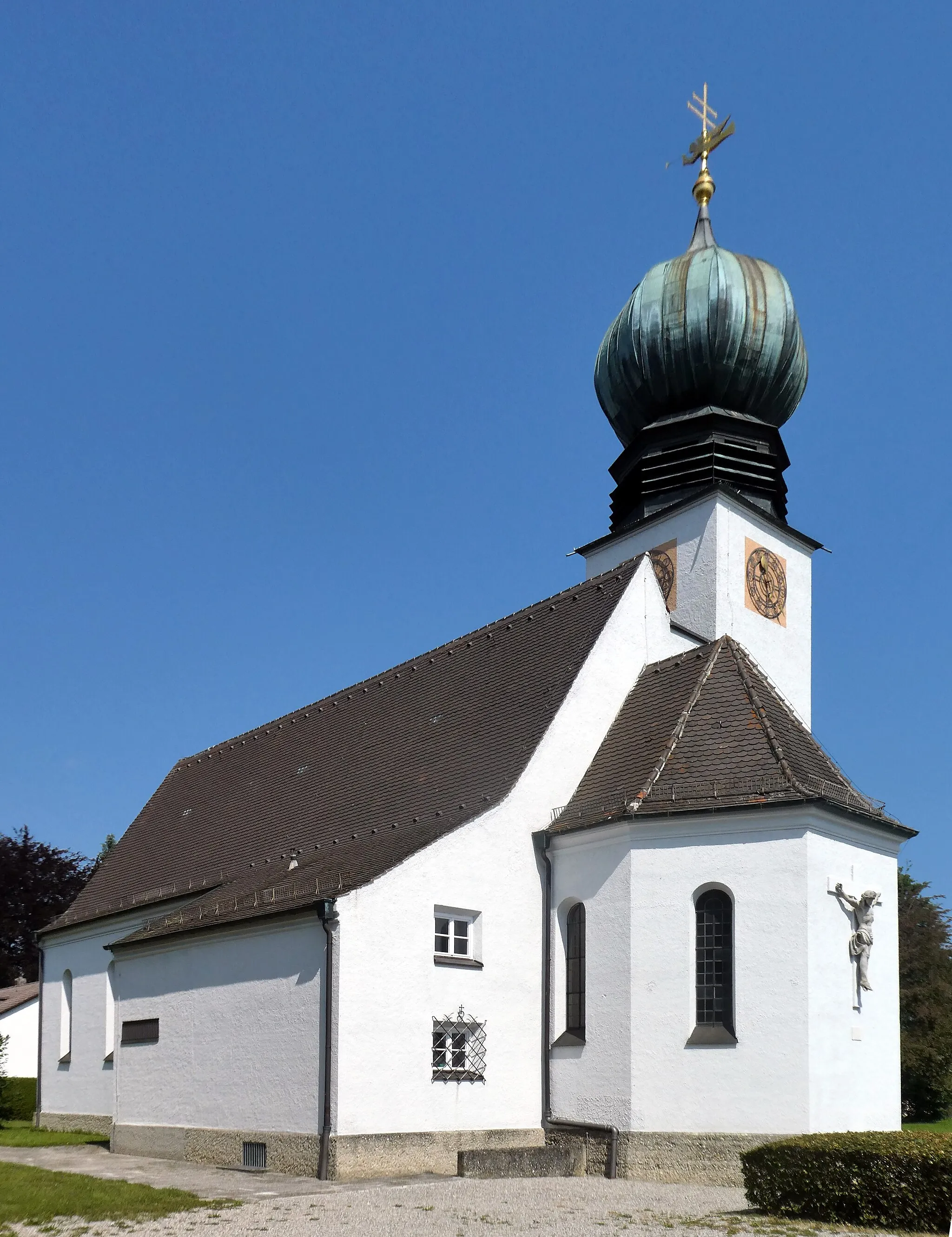 Photo showing: Dießen am Ammersee, Riederau, katholische Kirche Petrus Canisius von Süden gesehen.