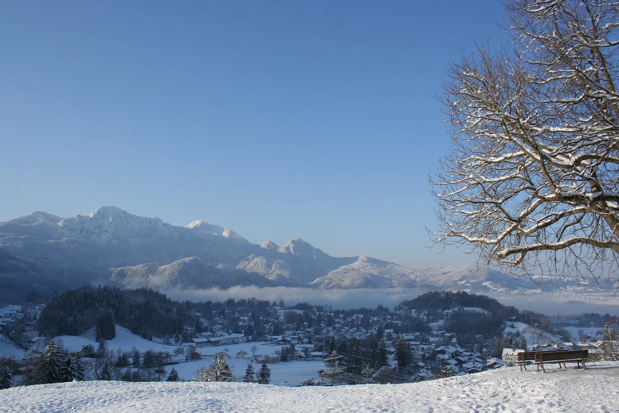 Photo showing: View of Kochel village