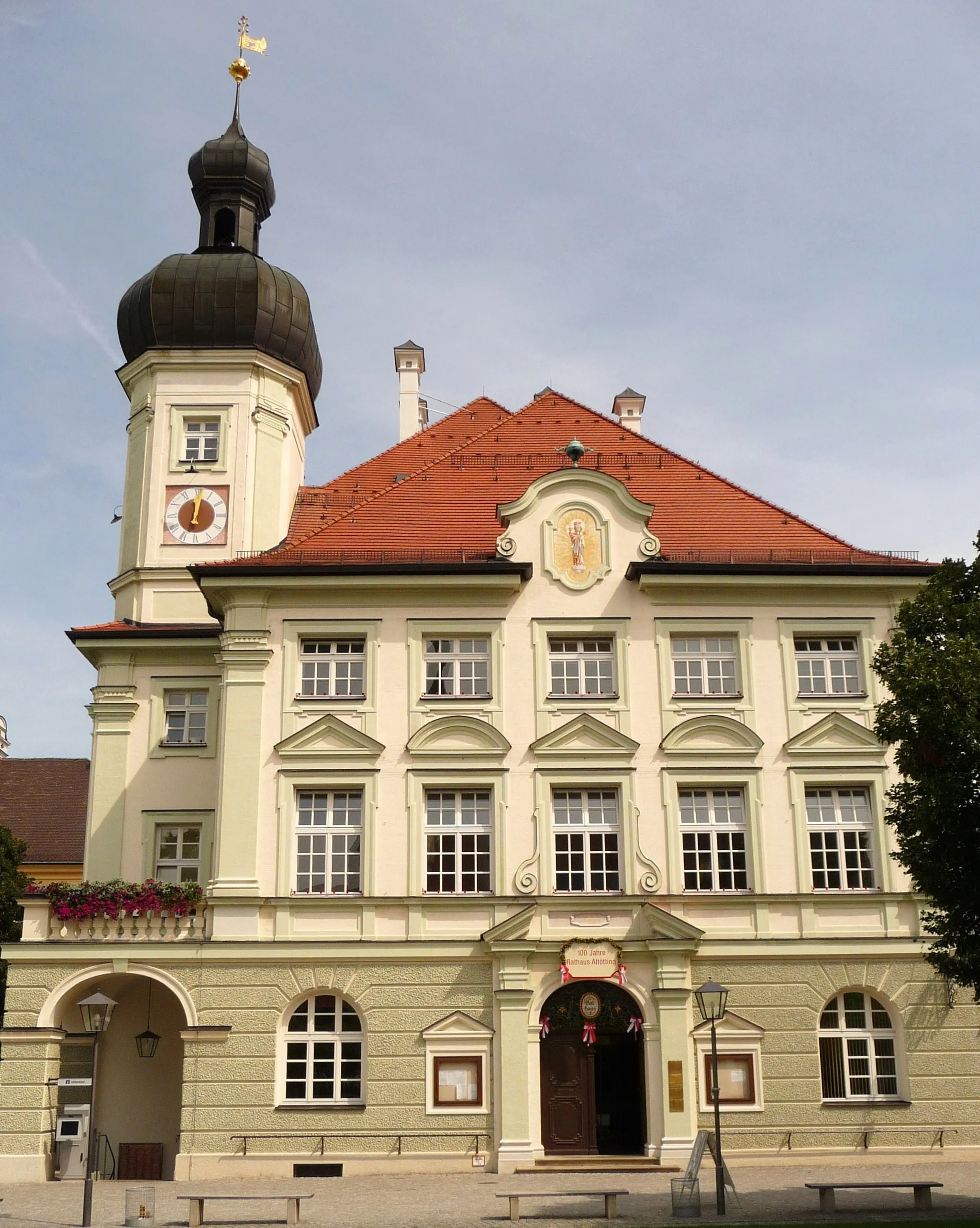 Photo showing: Das Rathaus von Altötting