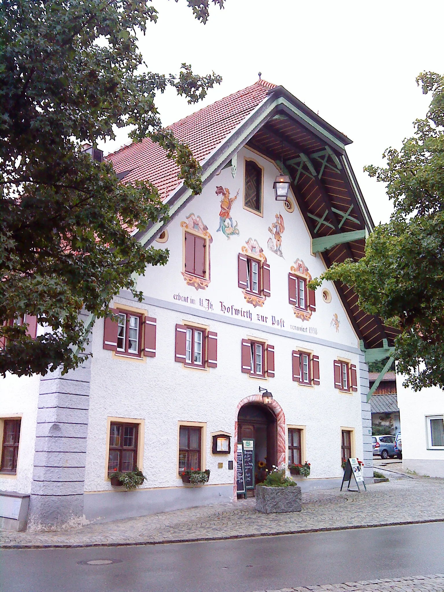 Photo showing: "Gasthof Hofwirth zur Post" in Marquartstein