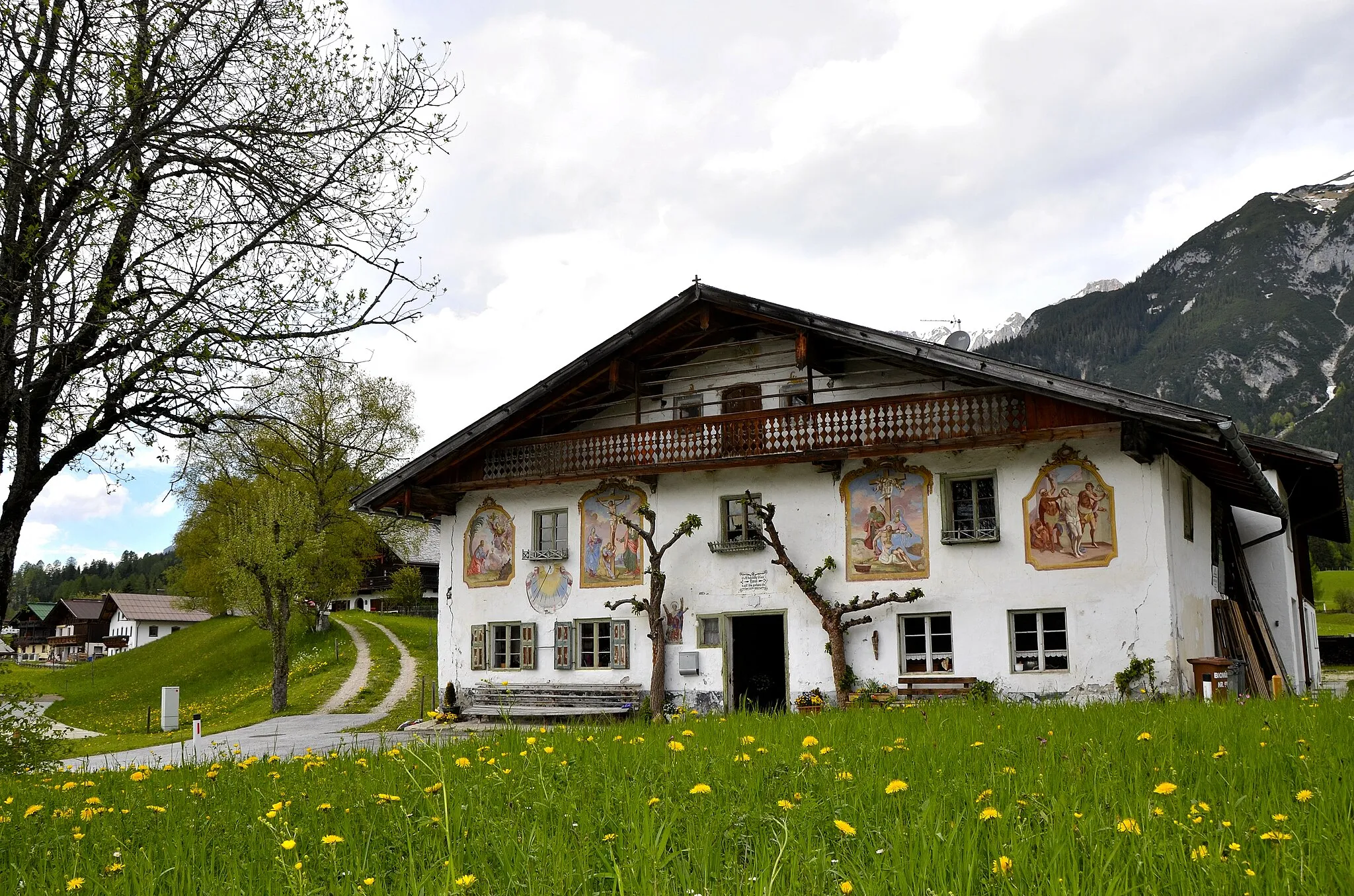 Photo showing: This media shows the remarkable cultural object in the Austrian state of Tyrol listed by the Tyrolean Art Cadastre with the ID 54183. (on tirisMaps, pdf, more images on Commons, Wikidata)