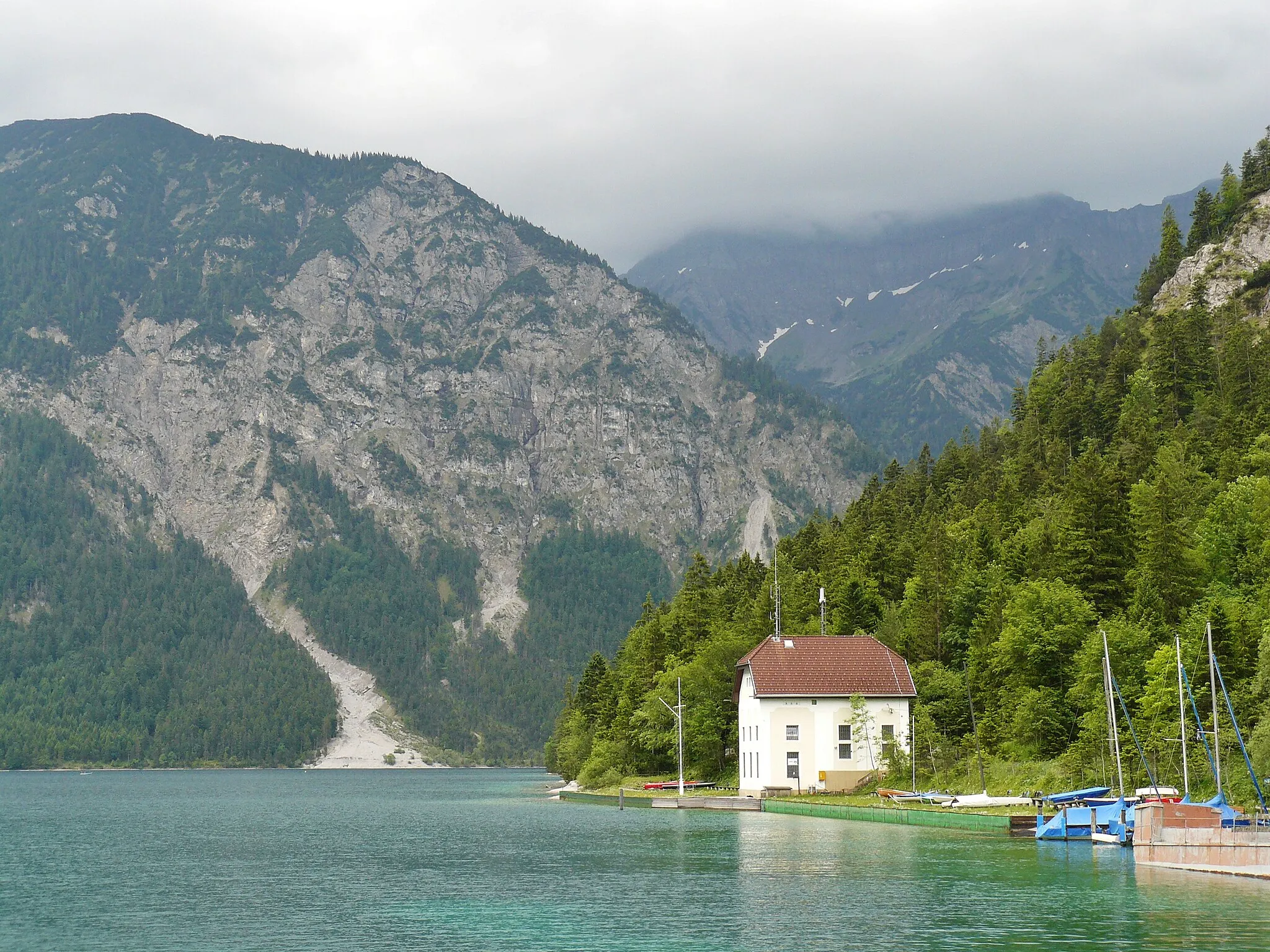 Photo showing: Plansee