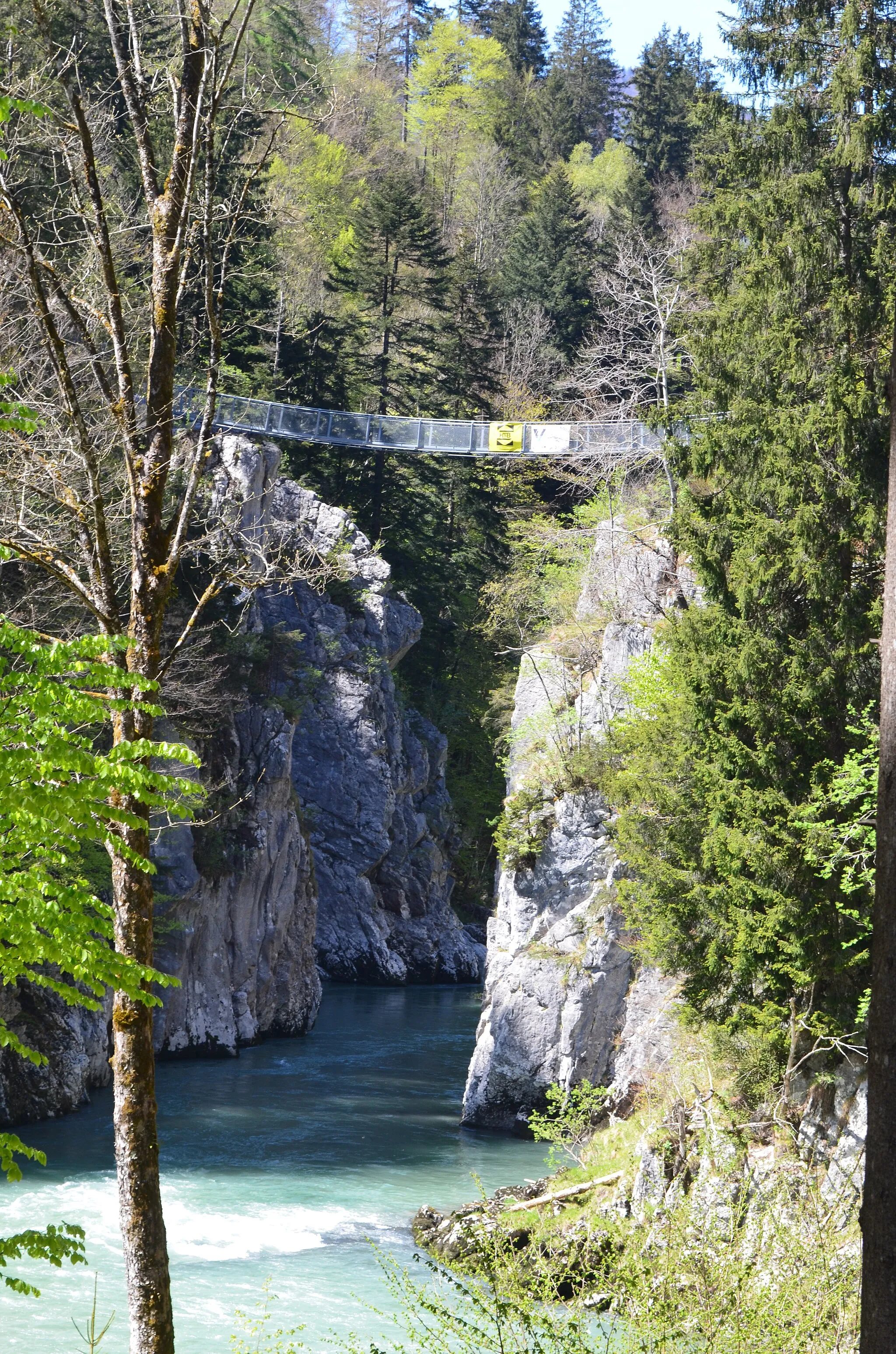 Photo showing: Zweite Hängebrücke über die Sprengstelle beim Klobenstein