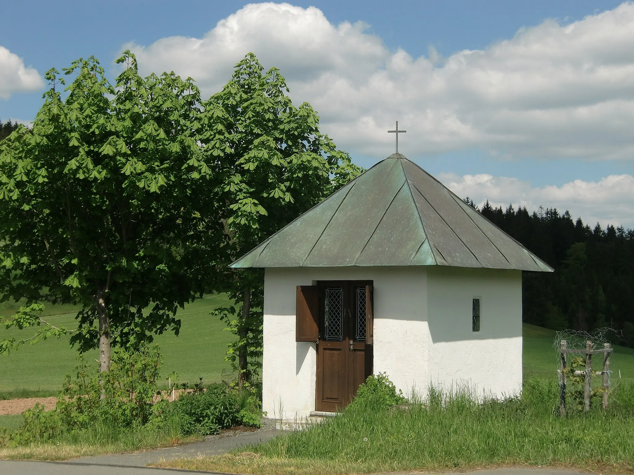 Photo showing: Way chapel near the Helmbrechts district of Unterbrumberg