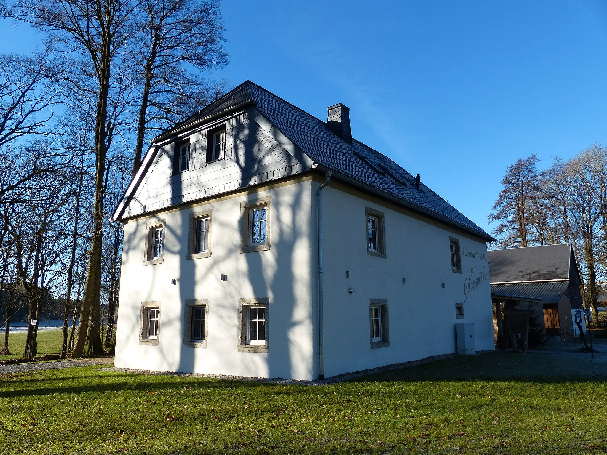 Photo showing: Ansicht der Gaststätte Geigersmühle, der Weiler Geigersmühle ist ein Ortsteil der Stadt Helmbrechts