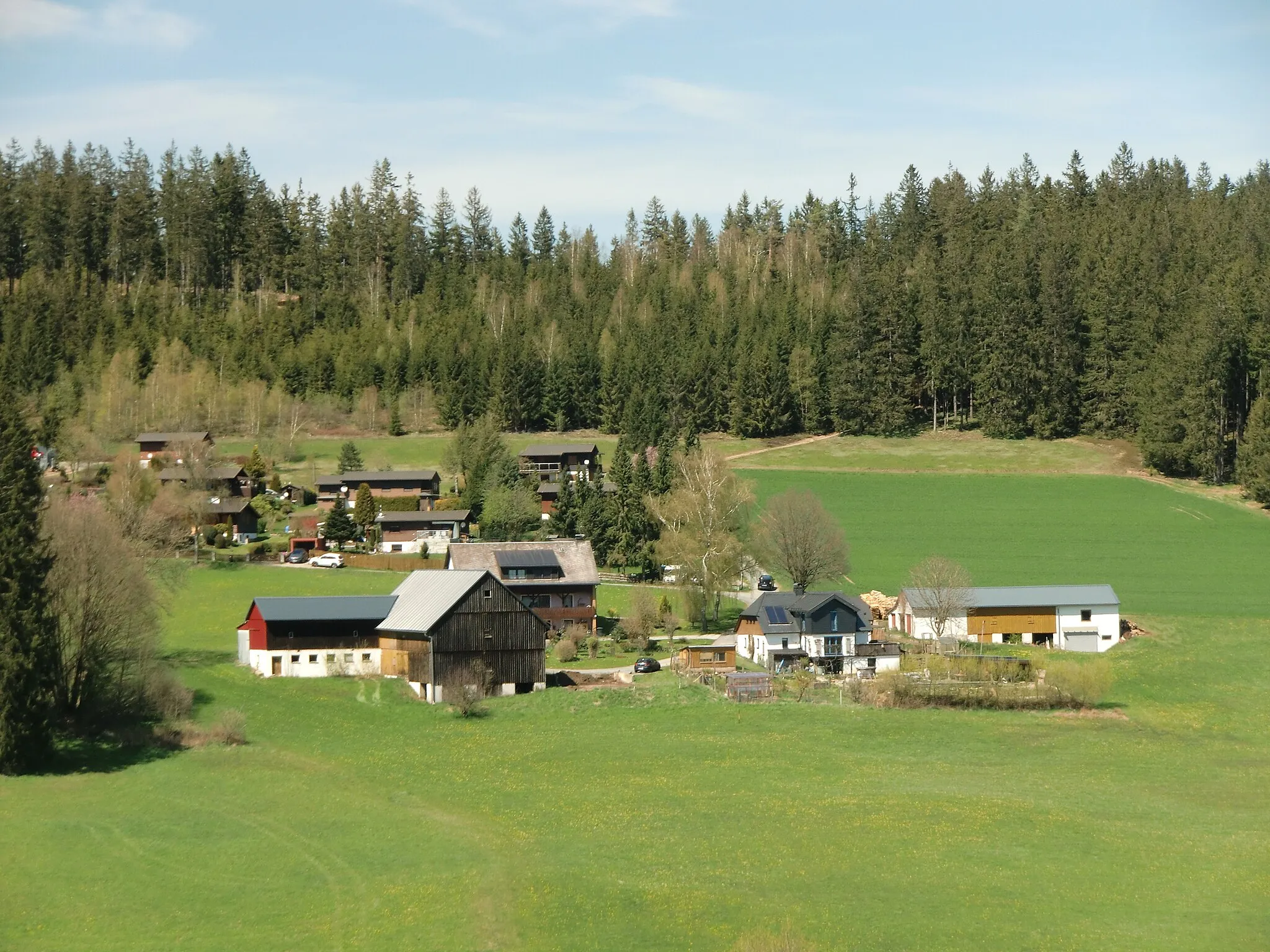 Photo showing: Die Feriensiedlung des Dorfes Pillmersreuth in Oberfranken