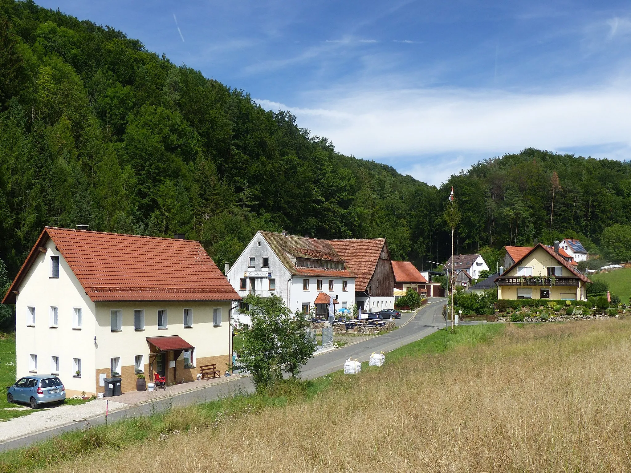 Photo showing: The village Schlehenmühle, a district of the municipality of Egloffstein.