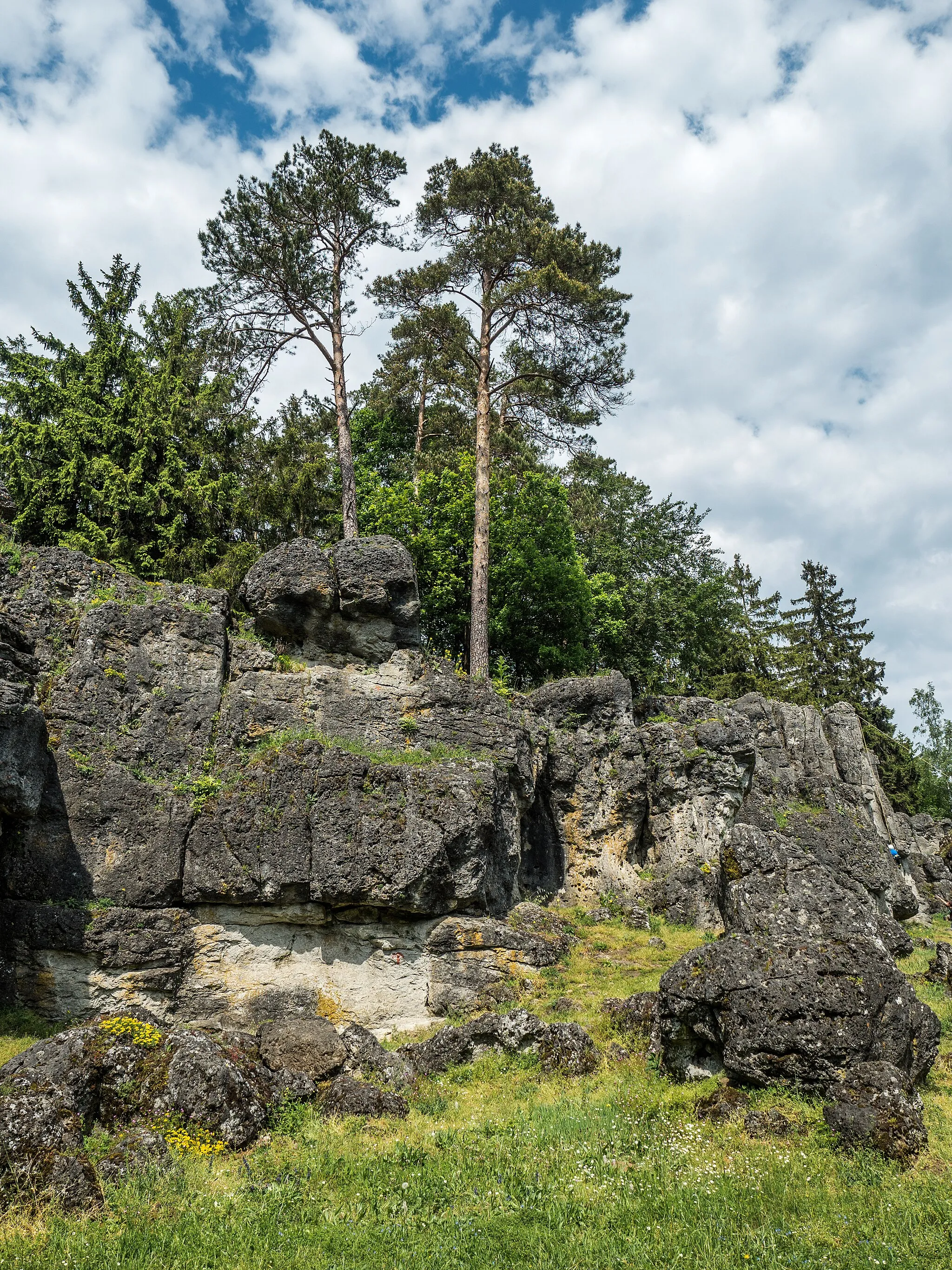 Photo showing: Kemitzenstein in Franconian Switzerland