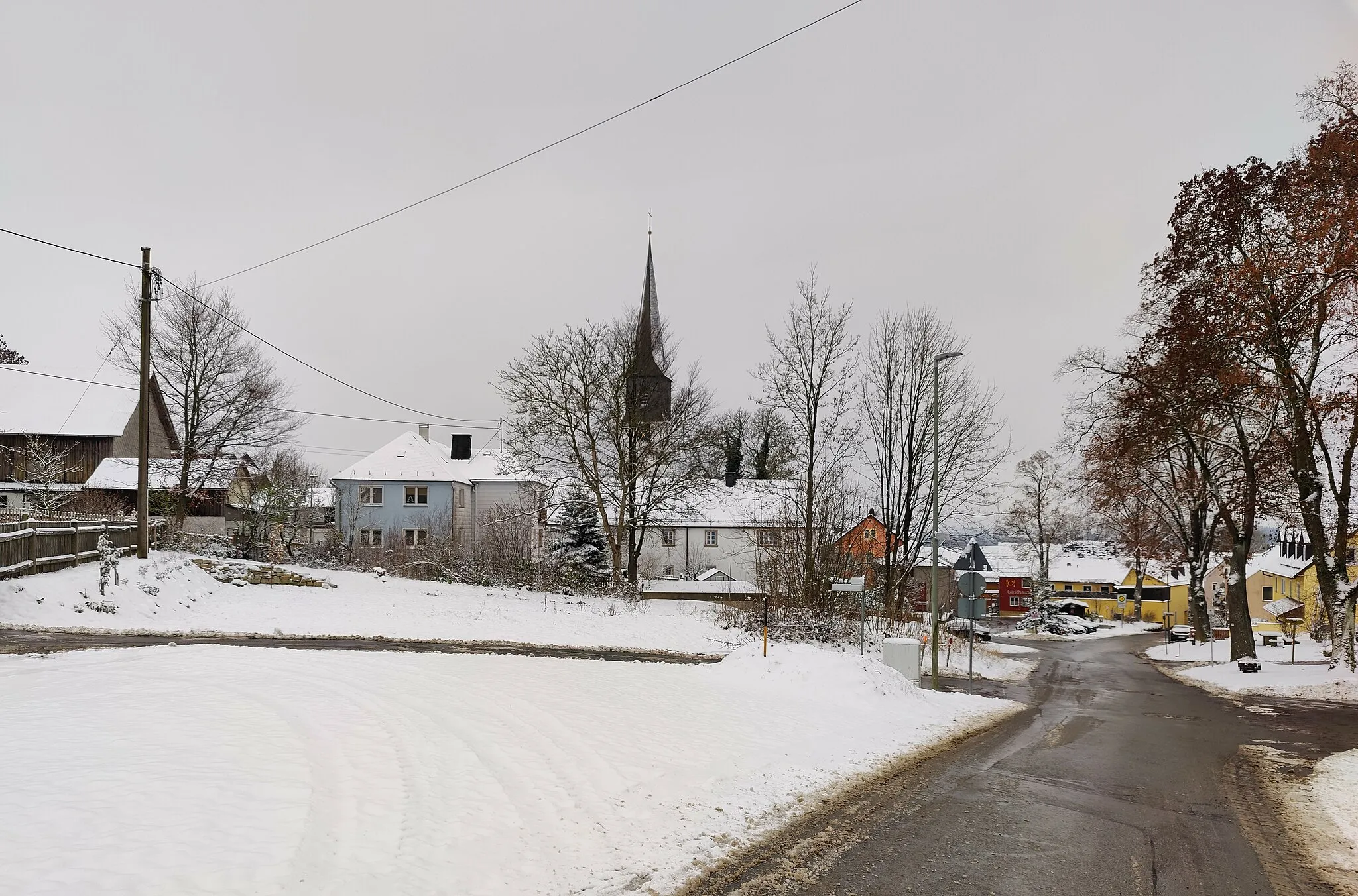 Photo showing: Evangelisch-lutherische St.-Martins-Kirche Ahornberg, Gemeinde Konradsreuth, Landkreis Hof, Oberfranken, Bayern, Deutschland