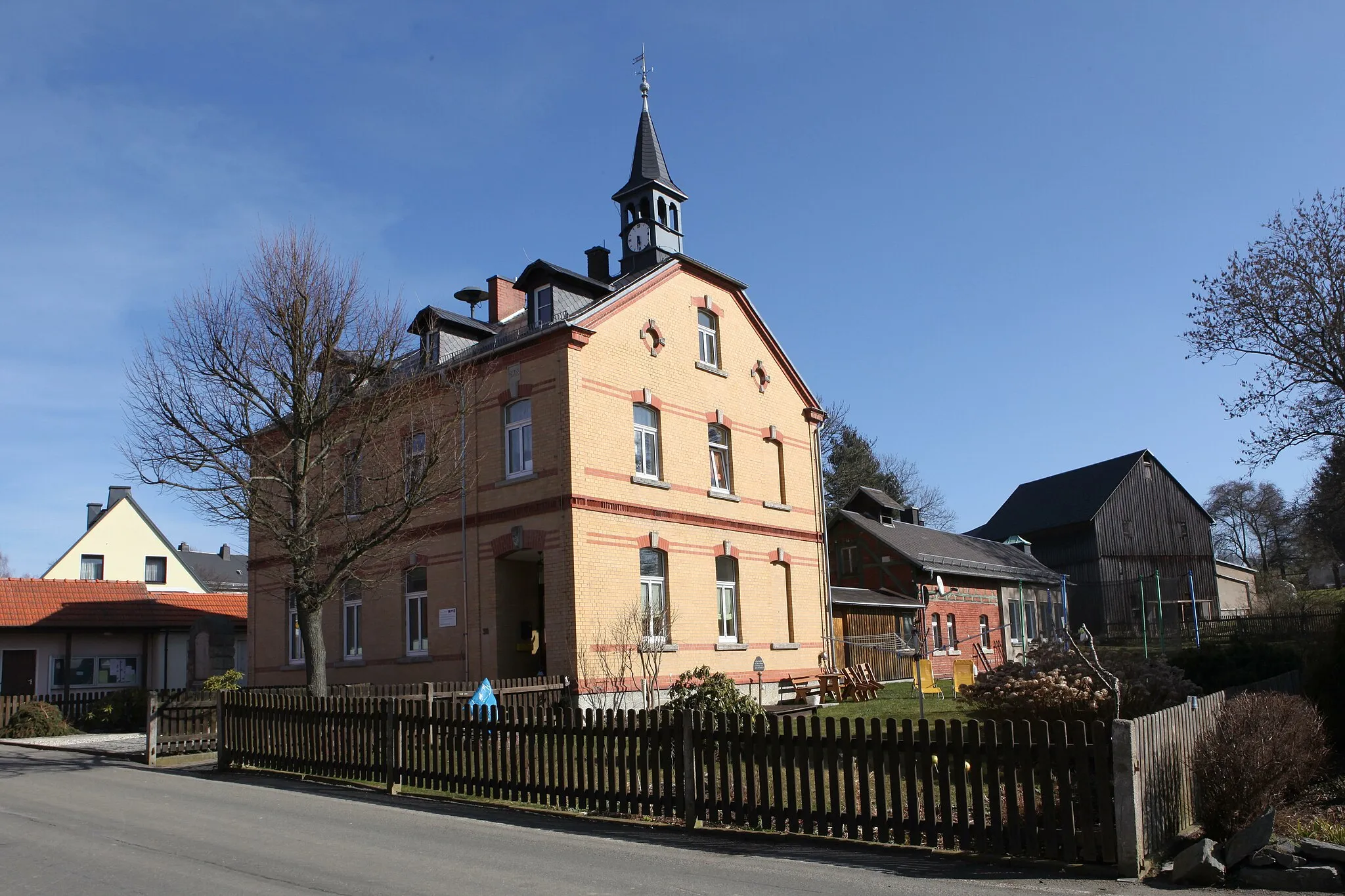 Photo showing: Gebersreuth-Schule