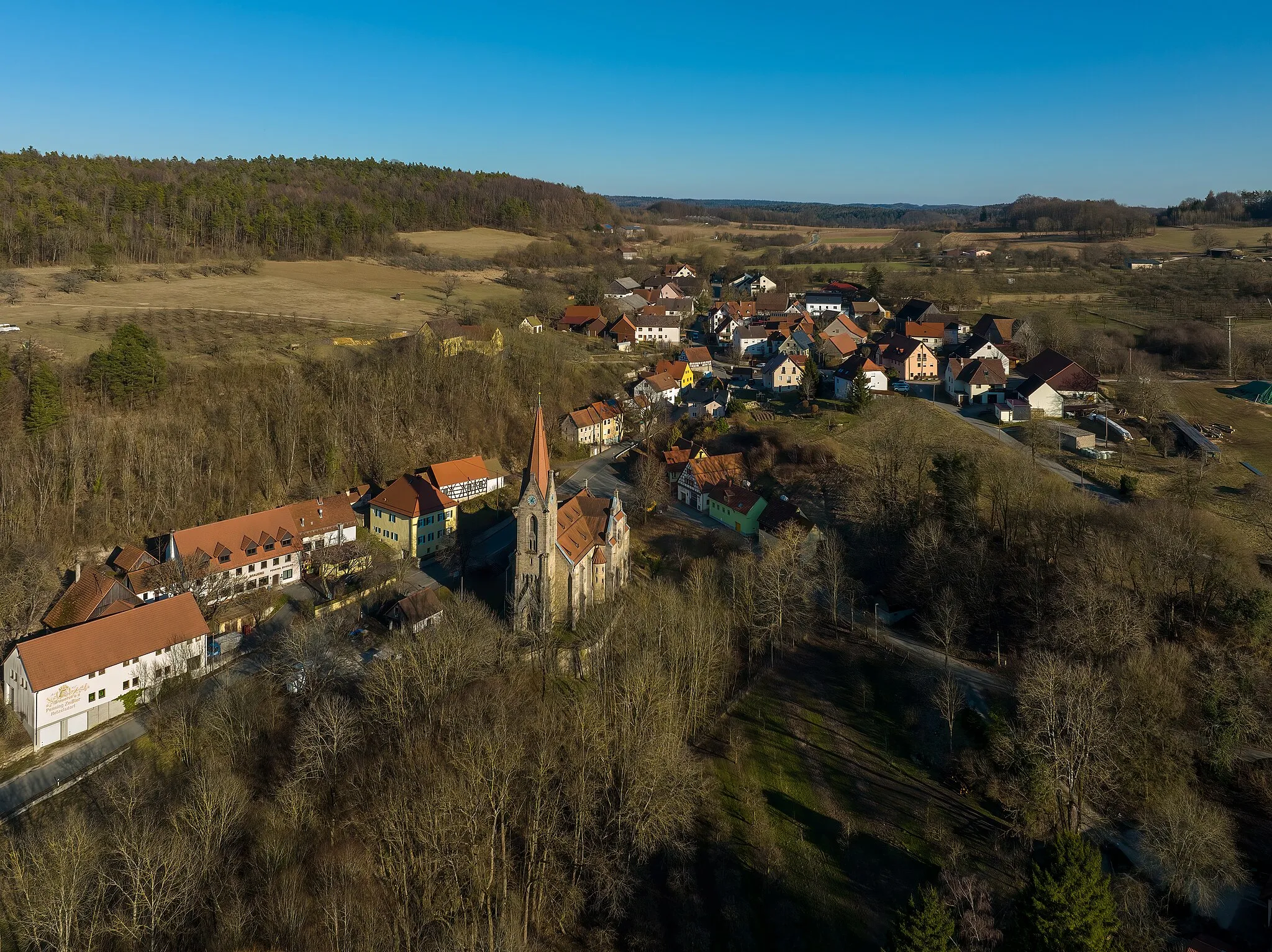 Photo showing: Hetzelsdorf near Pretzfeld in the district of Forchheim