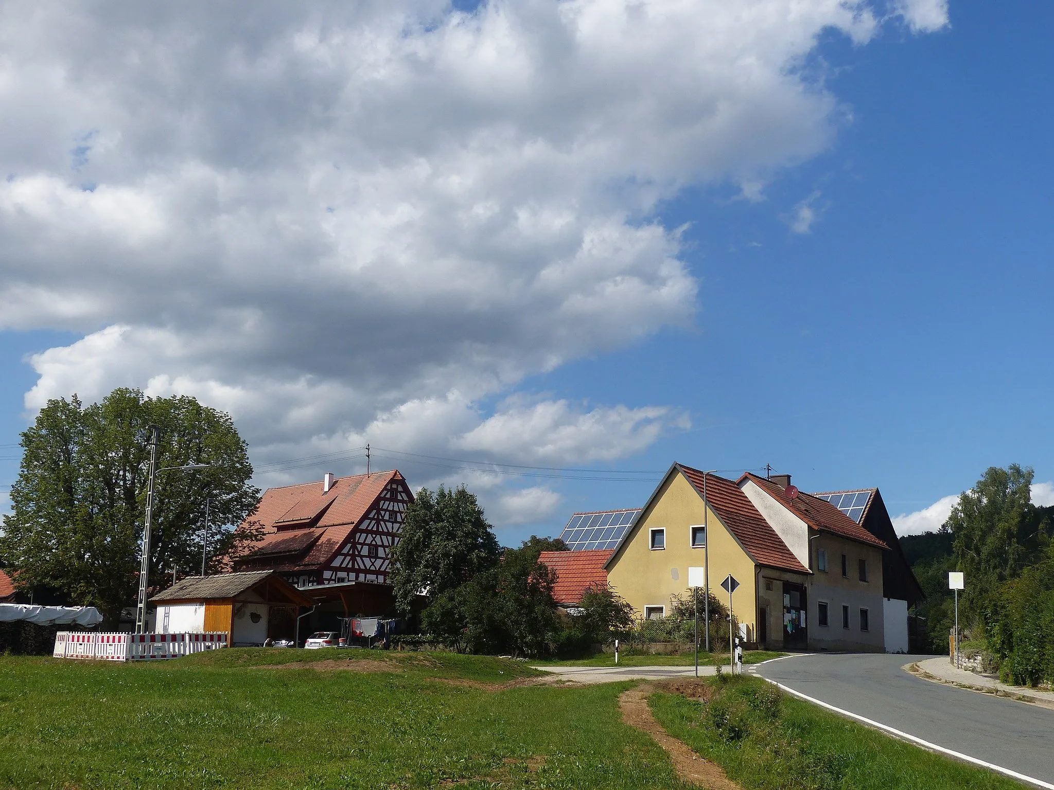 Photo showing: The hamlet Waiganz, a district of the town of Betzenstein.