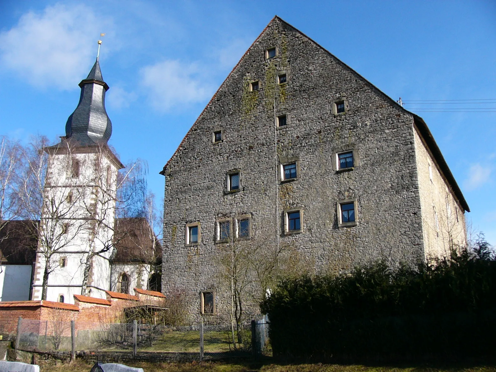 Photo showing: Schloss und Kirche von Rugendorf