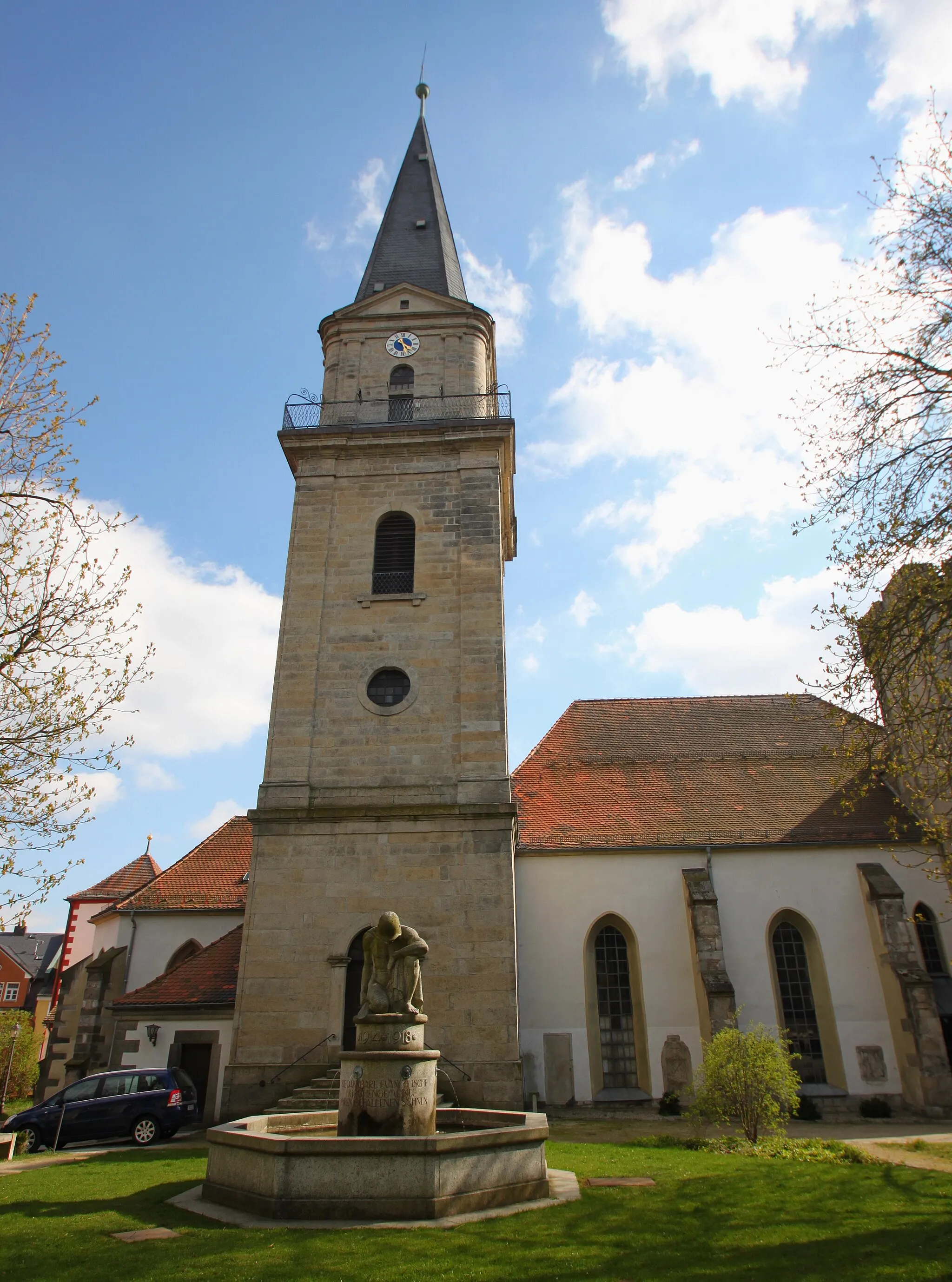 Photo showing: Evangelisch-lutherische Pfarrkirche St. Bartholomäus, Pfarrhof 1, Marktredwitz,