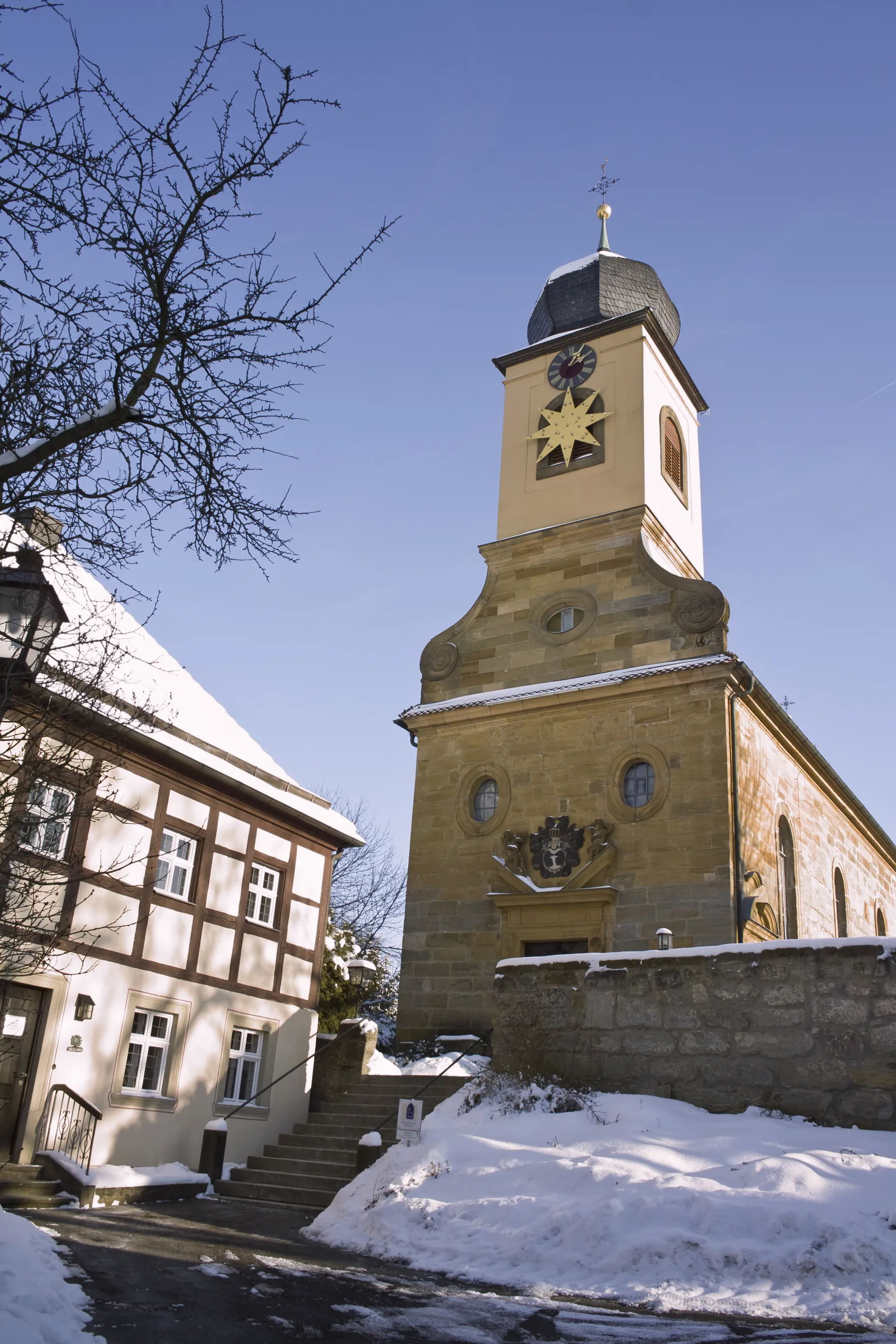 Photo showing: Lukaskirche in Kunreuth, Dezember 2010