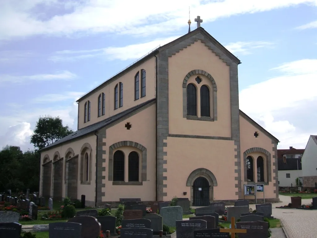 Photo showing: Katholische Pfarrkirche St. Mauritius in Röttenbach, erbaut 1844-50