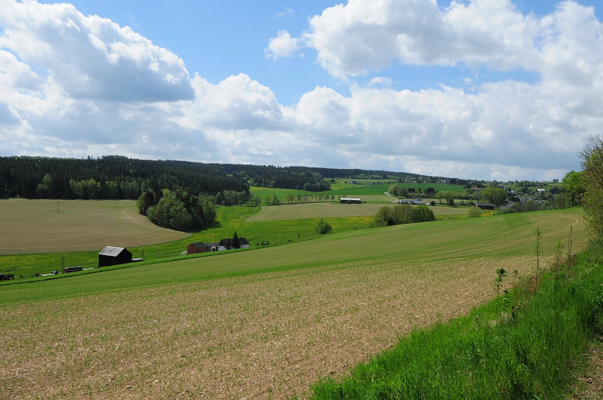 Photo showing: Eichigt, Blick von der Straße aus Richtung Hundsgrün (Vogtlandkreis, Freistaat Sachsen, Deutschland)