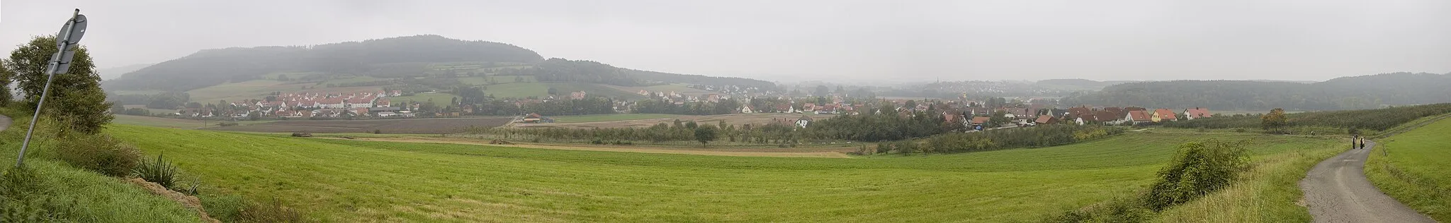 Photo showing: Panorama of Igensdorf in the Franconian Switzerland, Bavaria, Germany