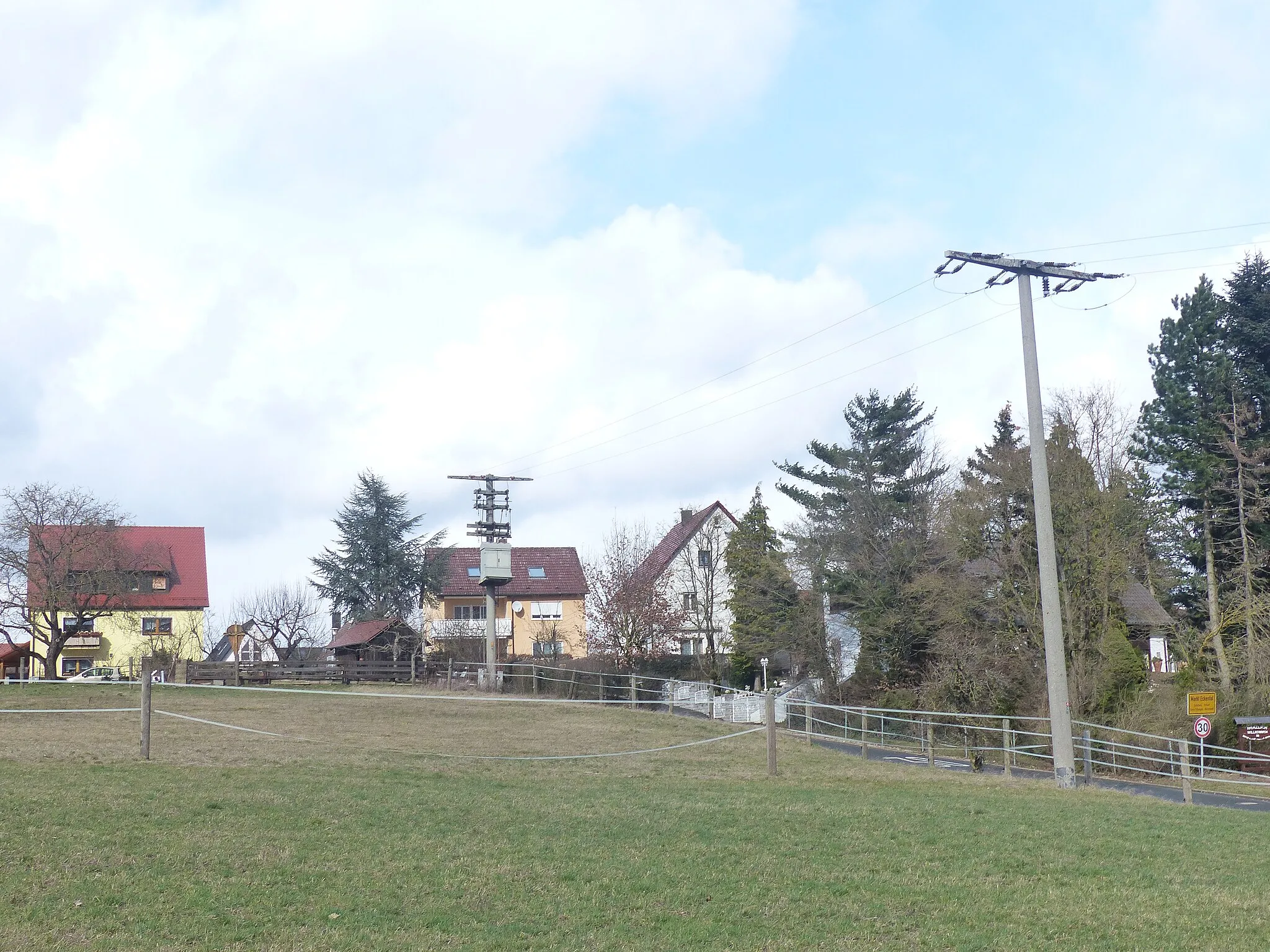 Photo showing: The village Illhof, part of the municipality of Eckental